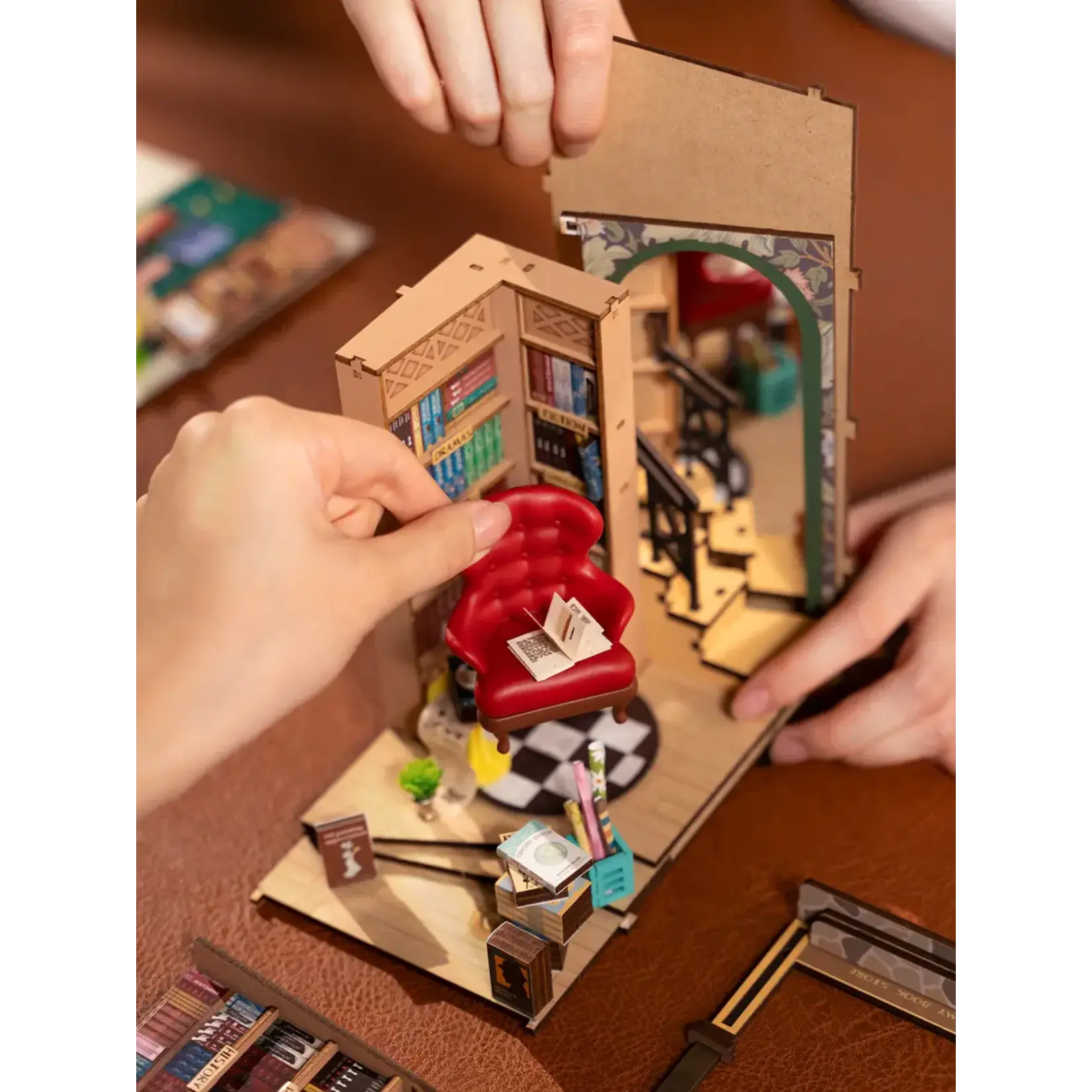 DIY Miniature House Book Nook Kit: Bookstore