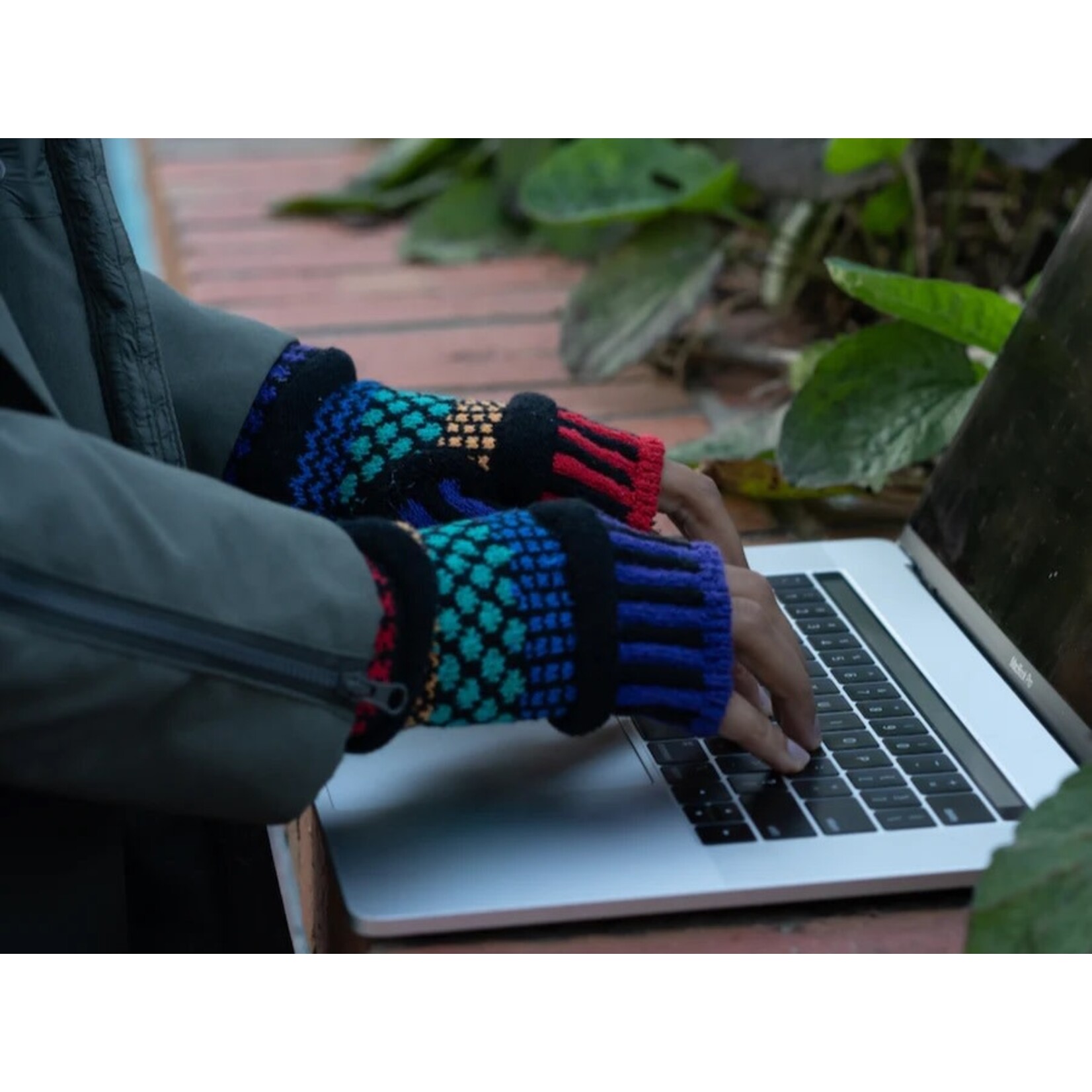 Sol Mate Fingerless Gloves