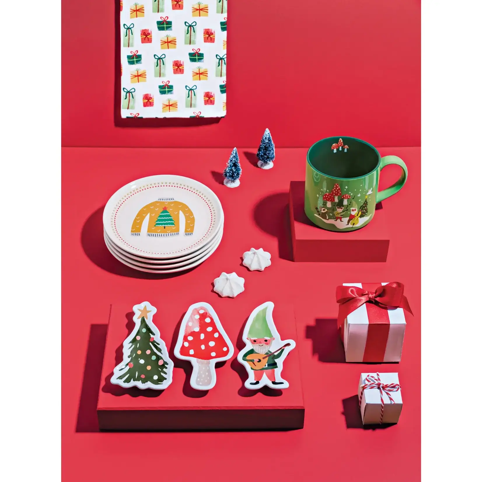 "Gnome For The Holidays" Shaped Dishes - Set of 3