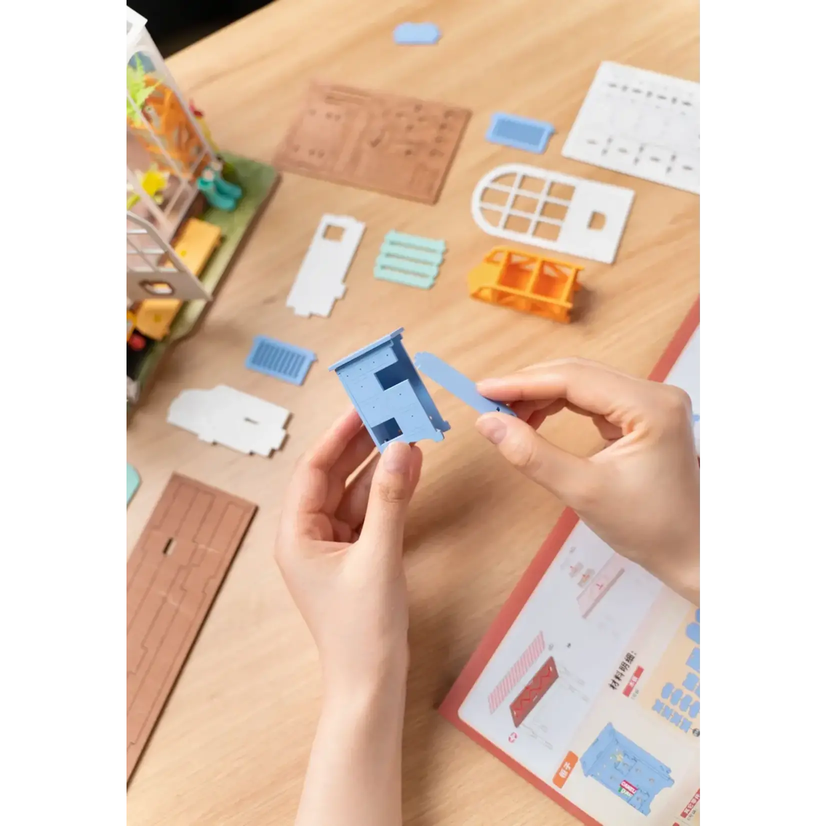 Hands Craft DIY Miniature House Kit: Dreamy Garden House