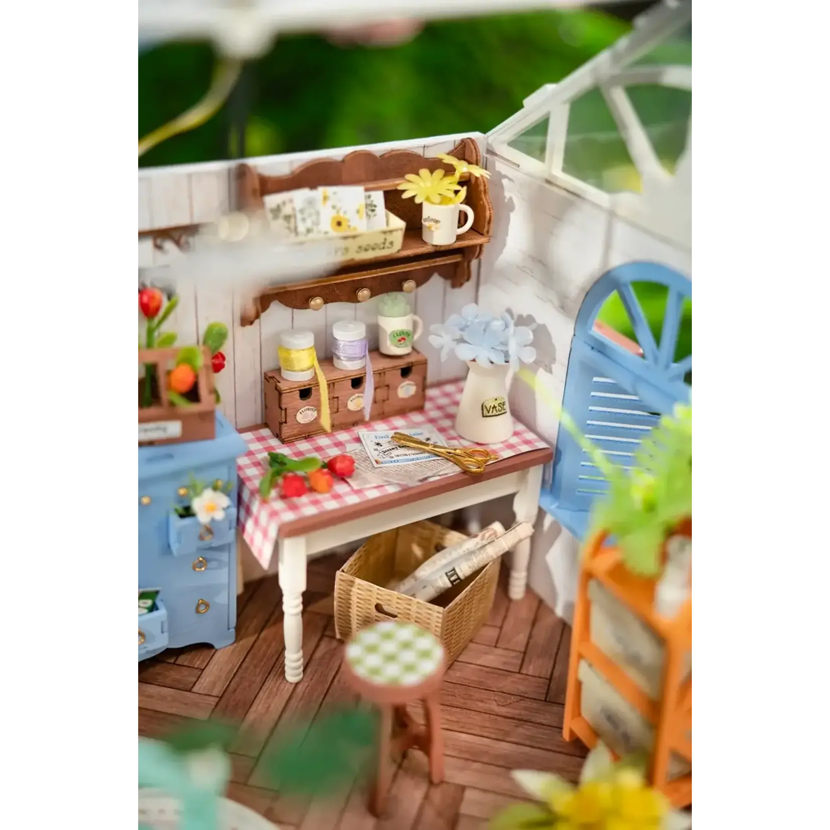DIY Miniature House Kit: Dreamy Garden House