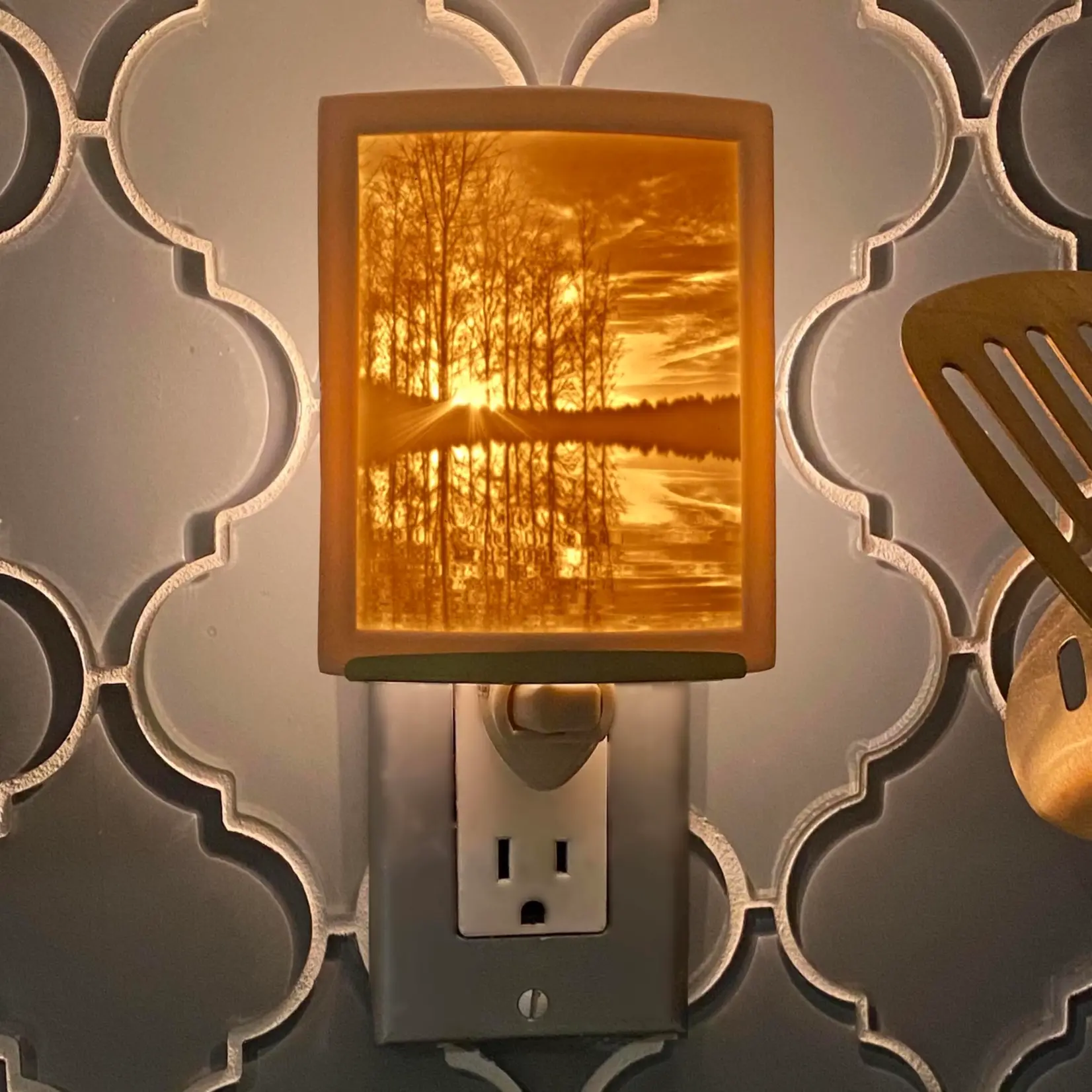Lakeshore Sunset Porcelain Lithophane Night Light