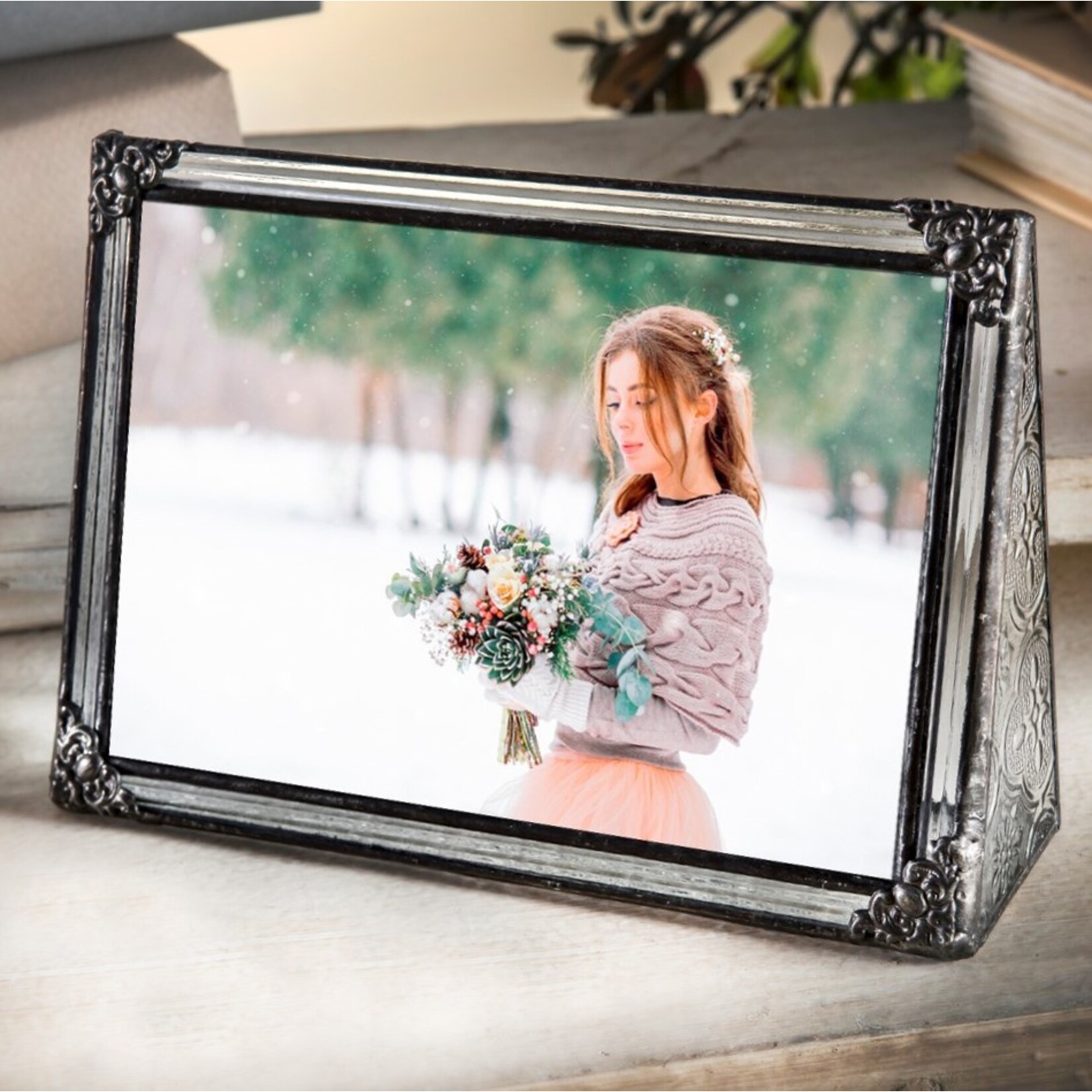 Flute & Vintage Picture Frames with Filigree Corners