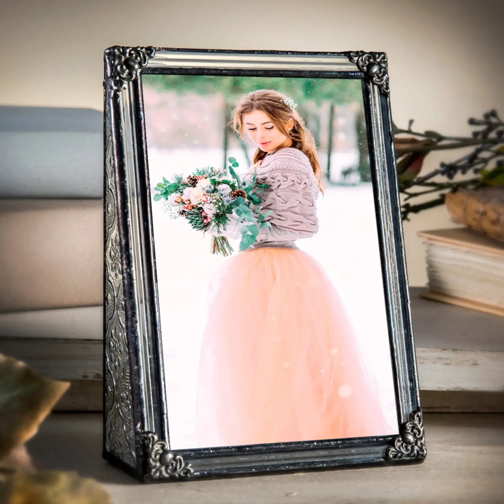 Flute & Vintage Picture Frames with Filigree Corners