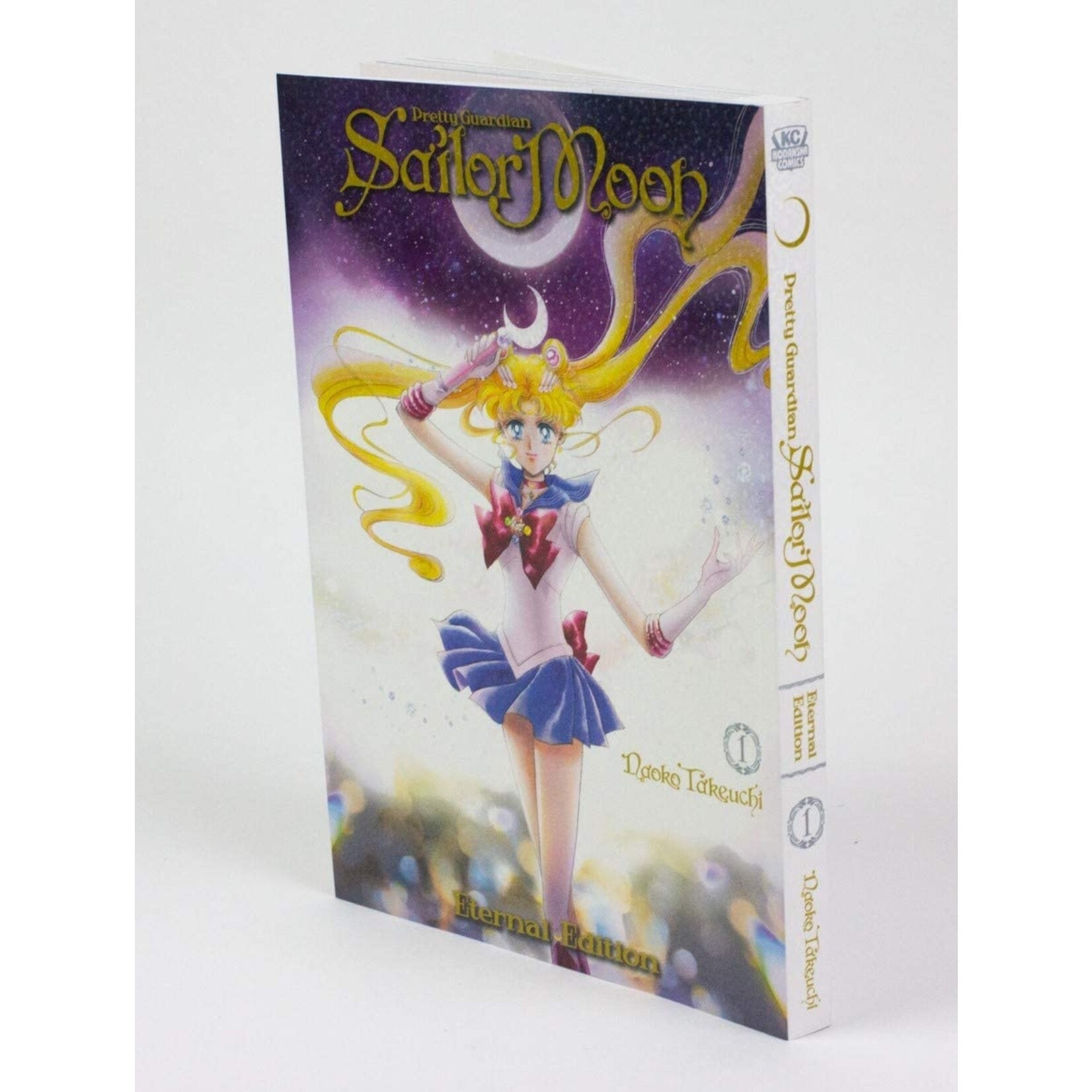 Pretty Guardian Sailor Moon Eternal Edition, Vol. 1