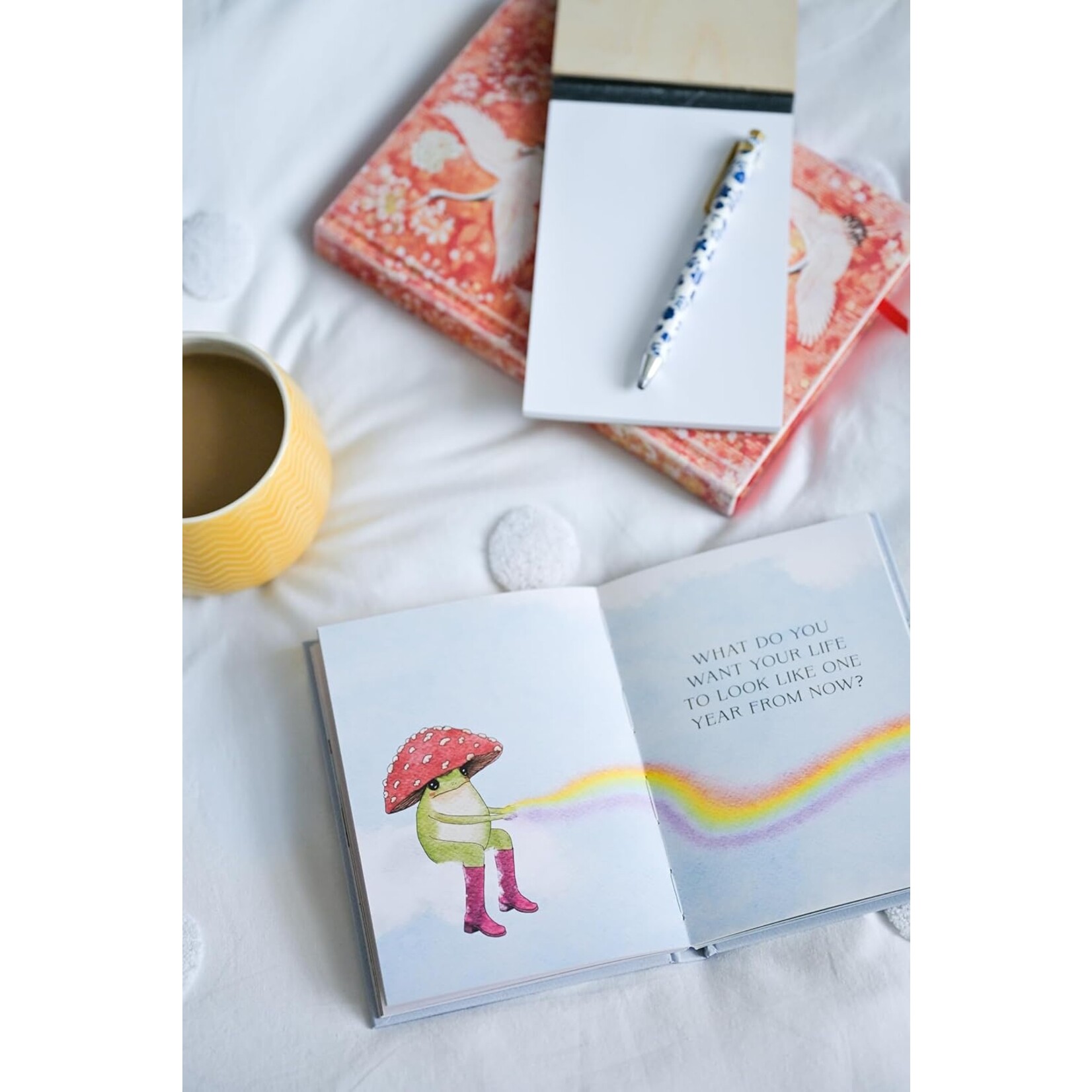 The Little Frog's Guide to Life: Love, Advice and Inspiration for Every Day from the Internet’s Beloved Mushroom Frog