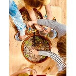 Maxima Hive Sunday, May 3. @ 11 AM Messy Play with Marie