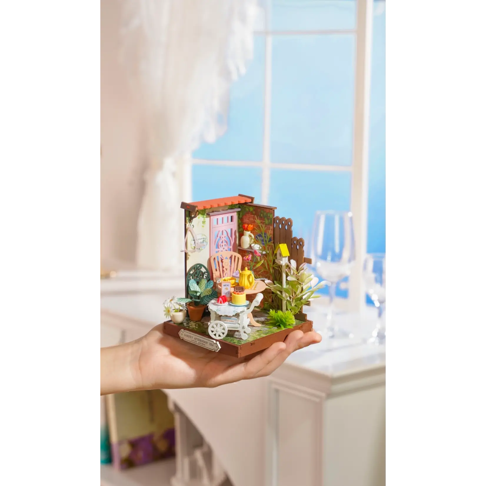 Hands Craft DIY Miniature House Kit: Fancy Tea Yard