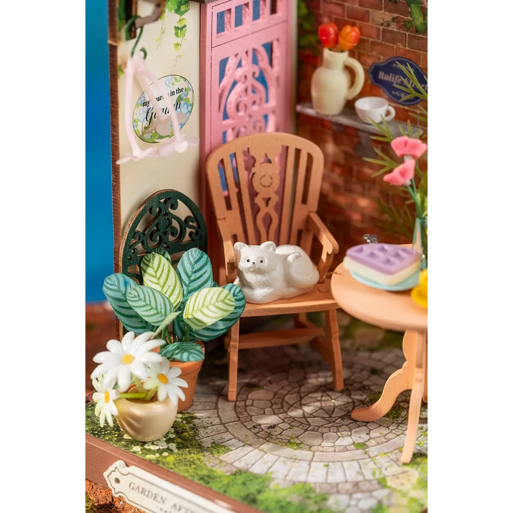 Hands Craft DIY Miniature House Kit: Fancy Tea Yard