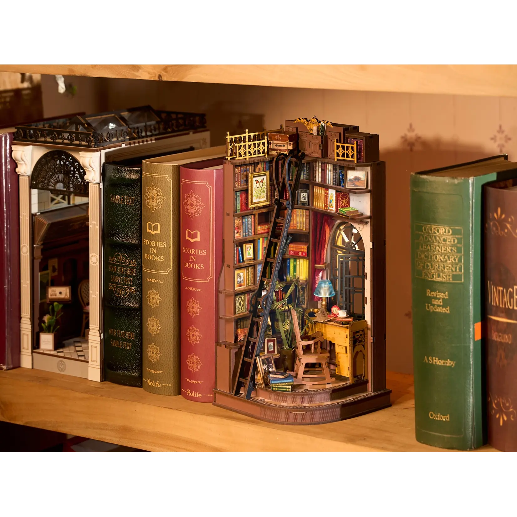 Hands Craft DIY Book Nook Kit: Silent Corner Study