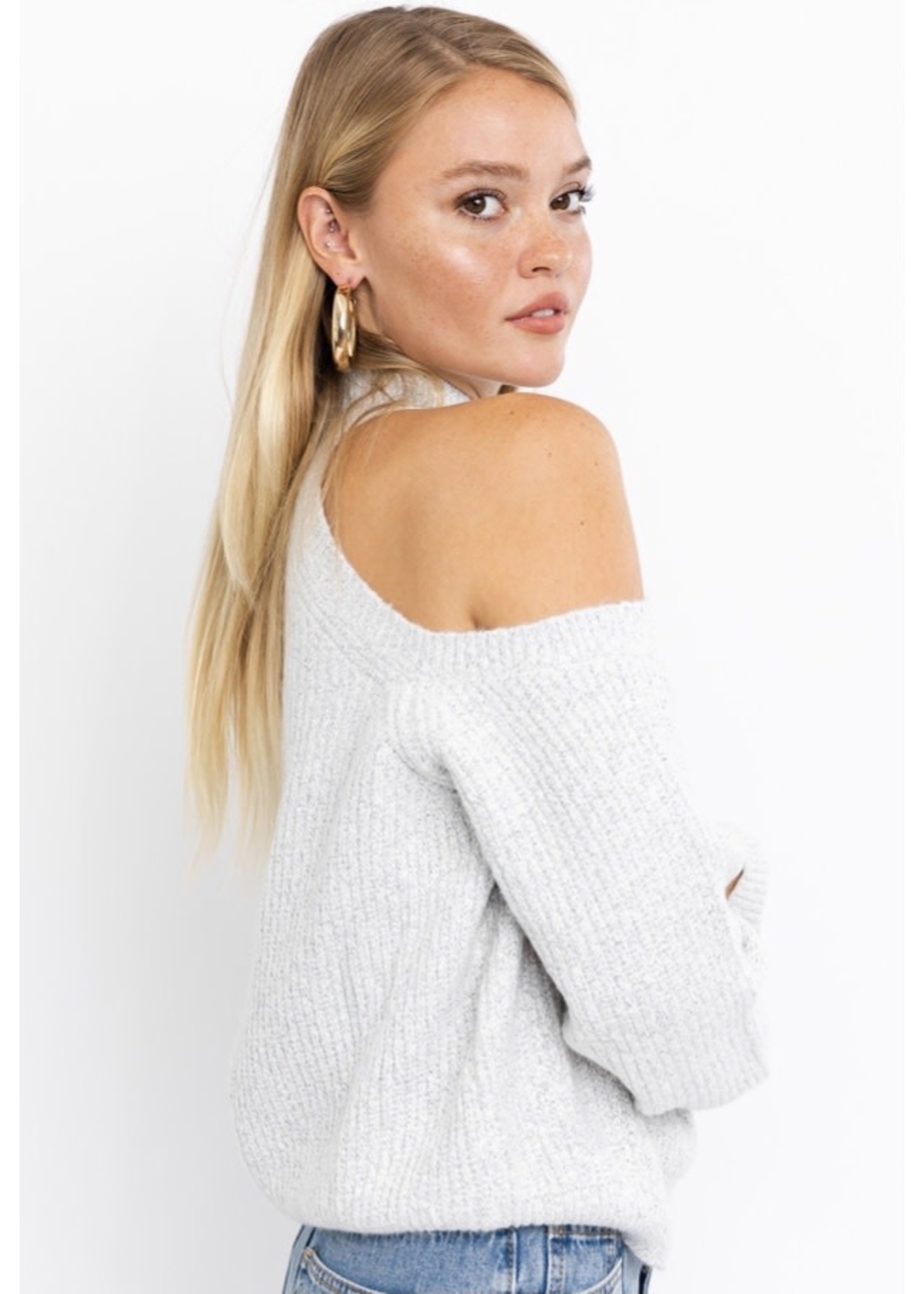 Le Lis Mock Neck Cold Shoulder Sweater SP22