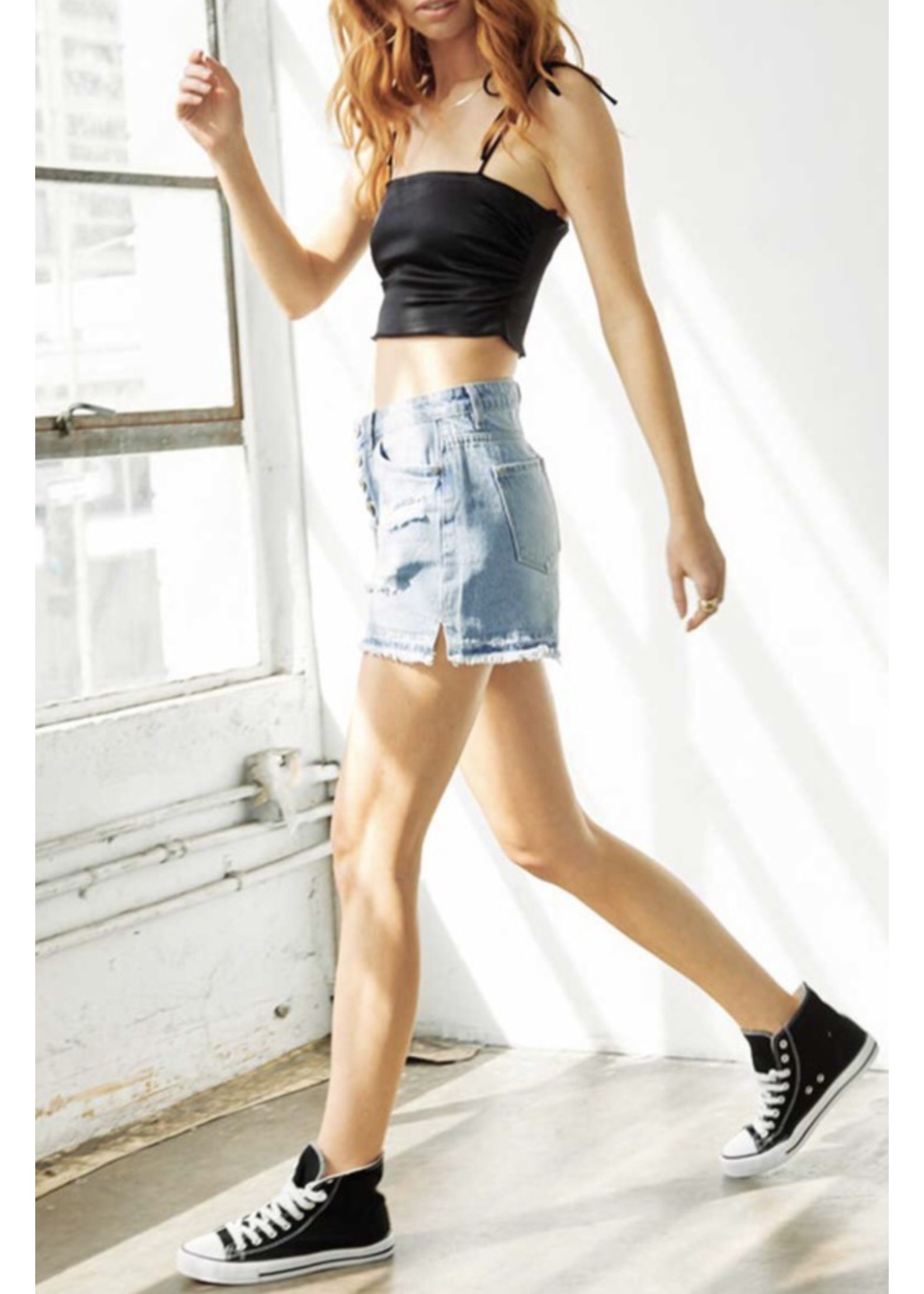 Kancan Kancan Highrise Exposed Button Hem Shorts