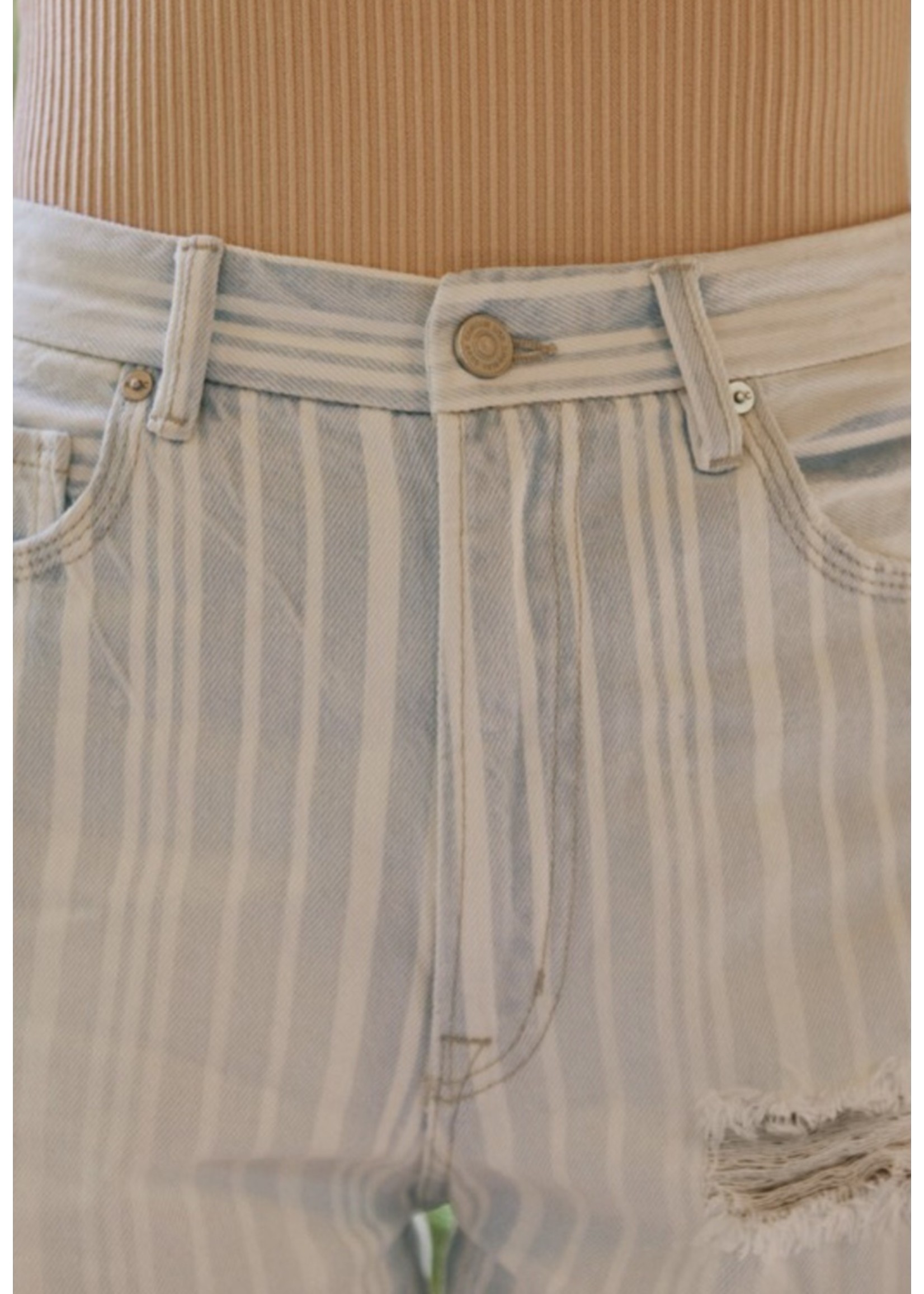 Kancan Kancan Highrise 90’s BF Shorts