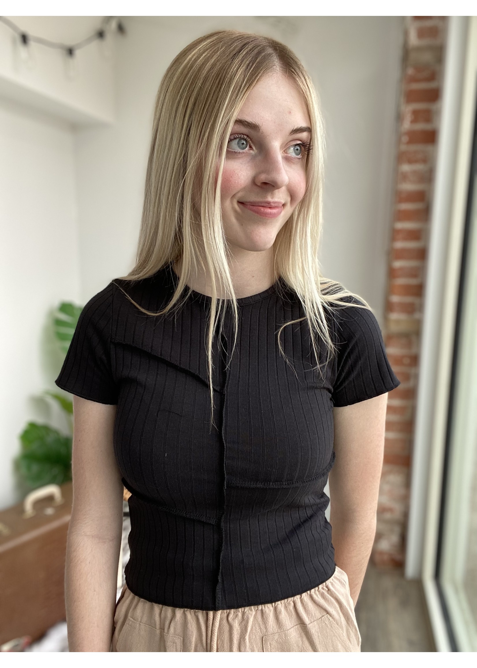 24 Colours 24 Colours Patch Seam Top