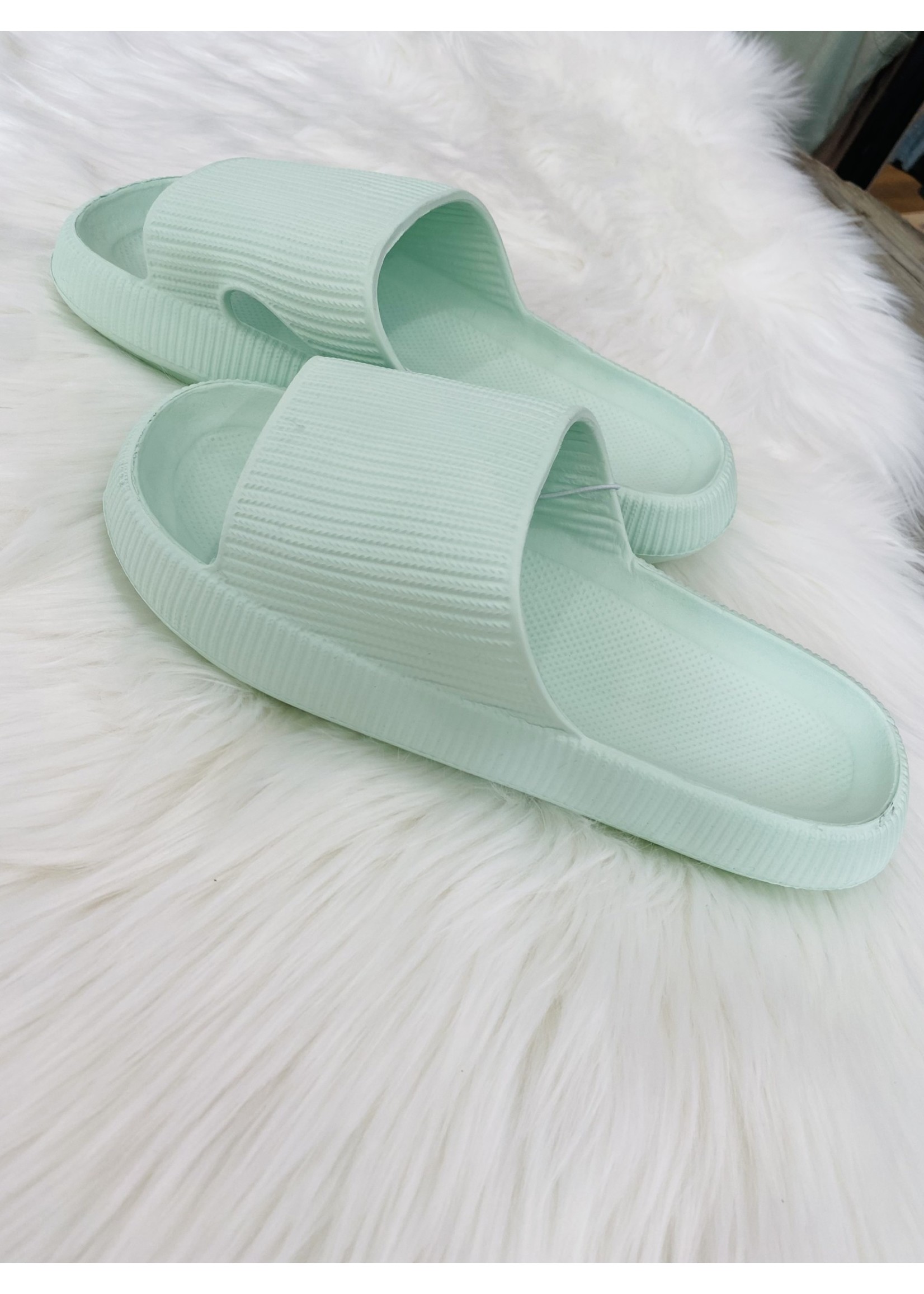 Pillow Slides Sandals™ – DeluxeSlides