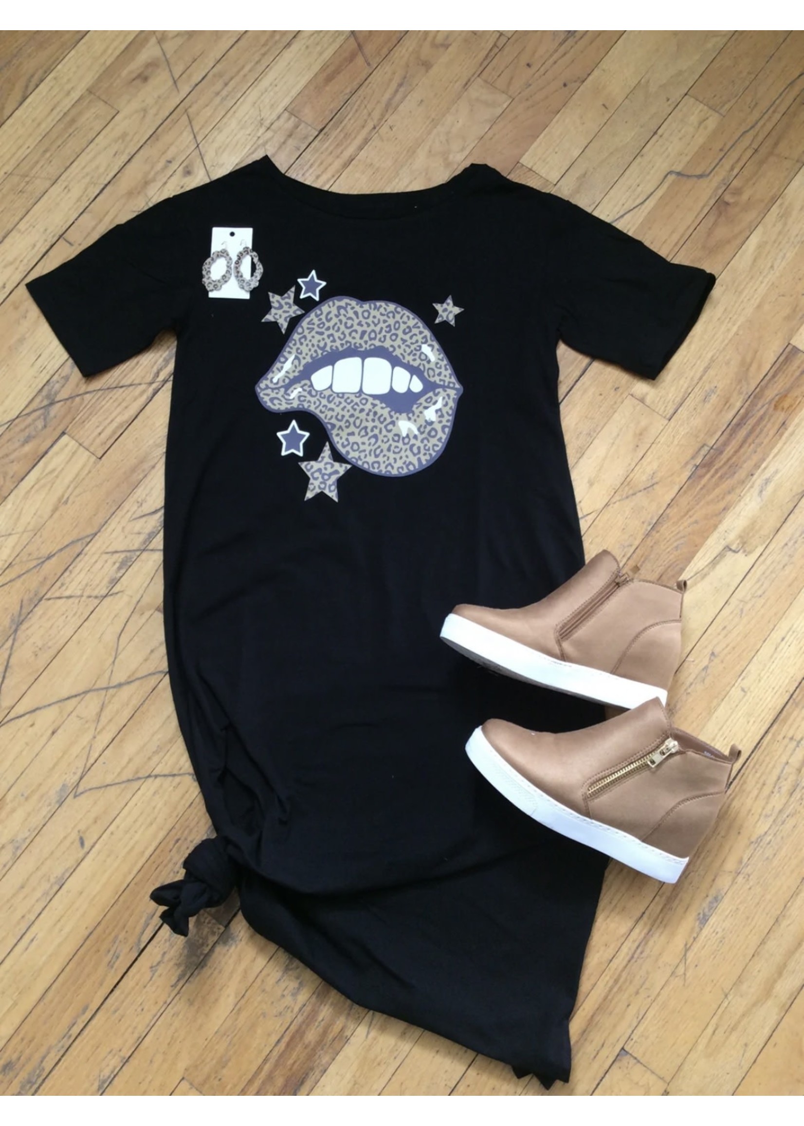 Cezele Leopard Lip T-shirt Dress FA22