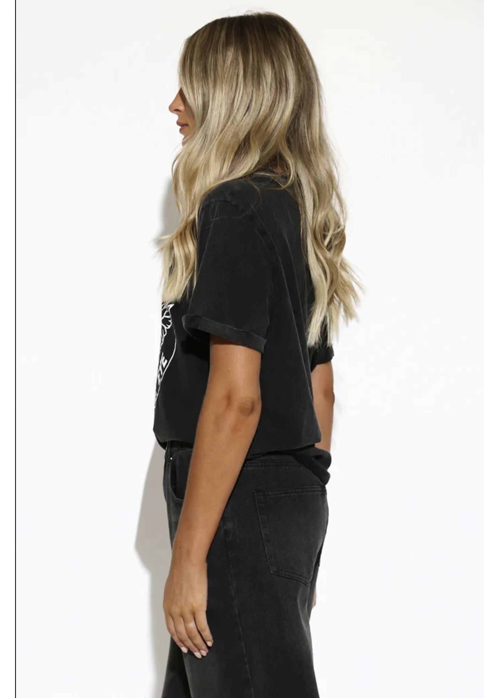 Lost in lunar Lost In Lunar Fly High Tee