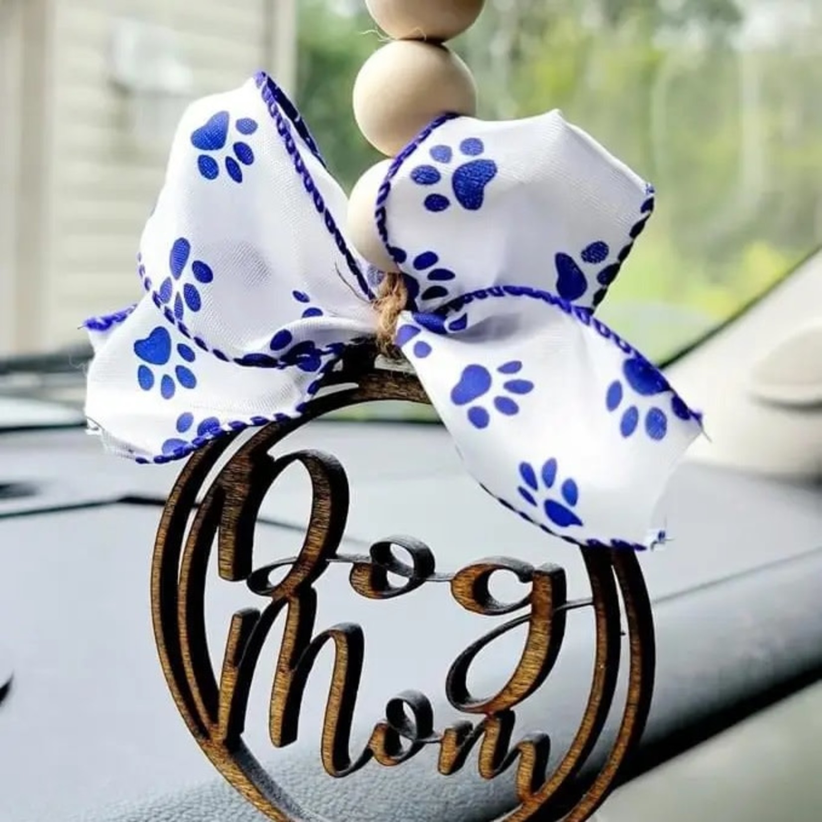 DOG MOM CAR CHARM