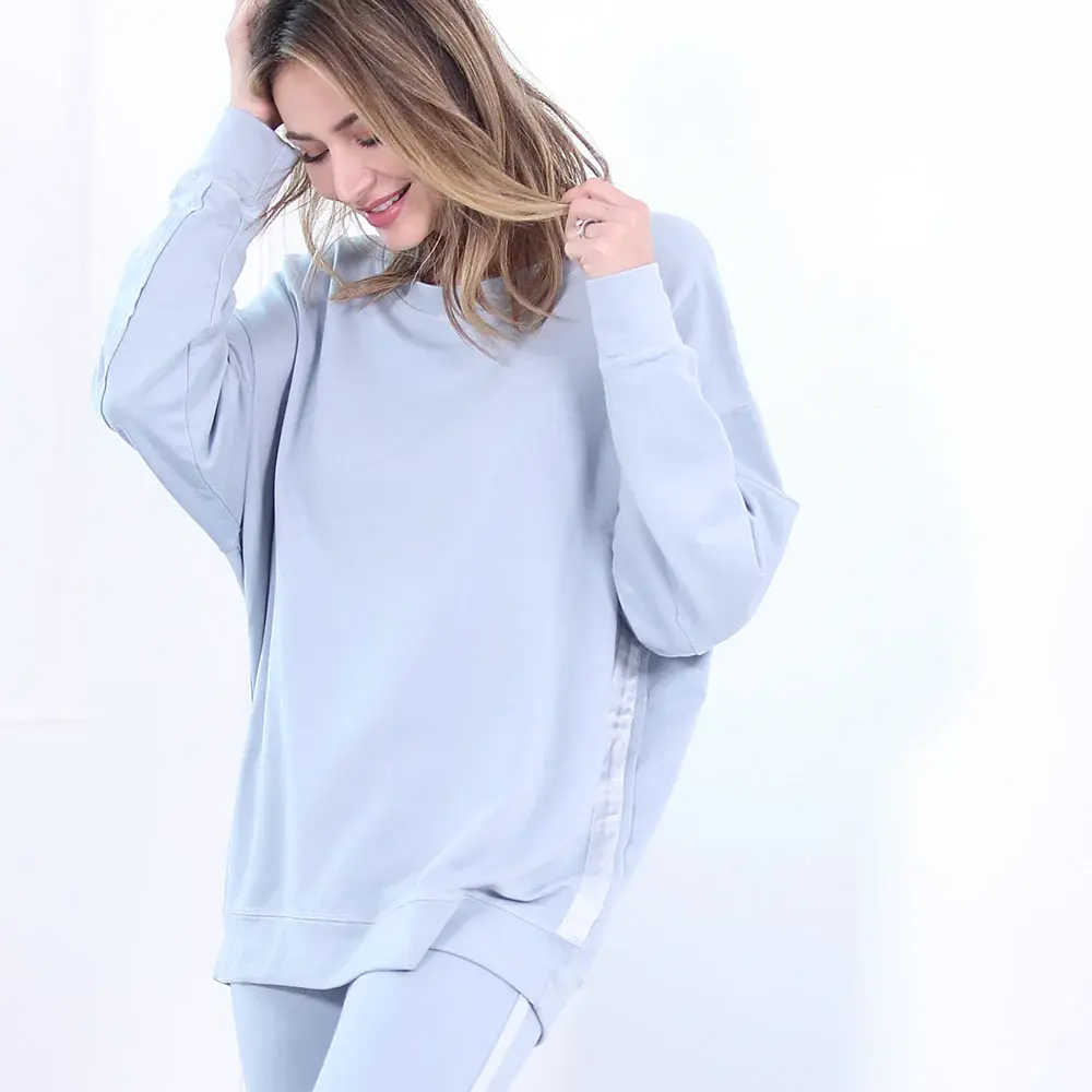 PJ HARLOW TAYLOR CREW NECK SWEATSHIRT MORNING BLUE Southern Accents MS