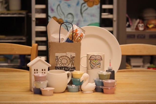 Pottery-to-go