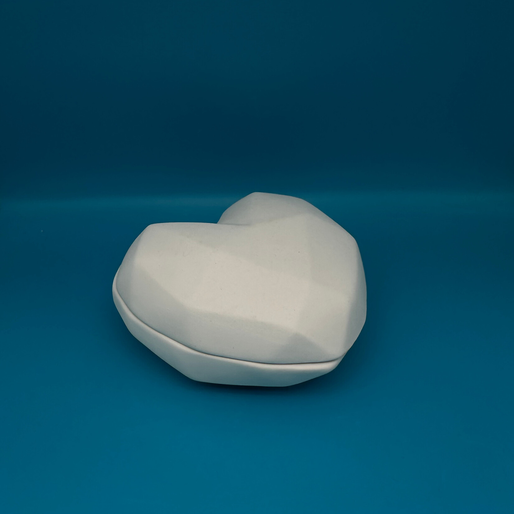 Heart Box, Faceted