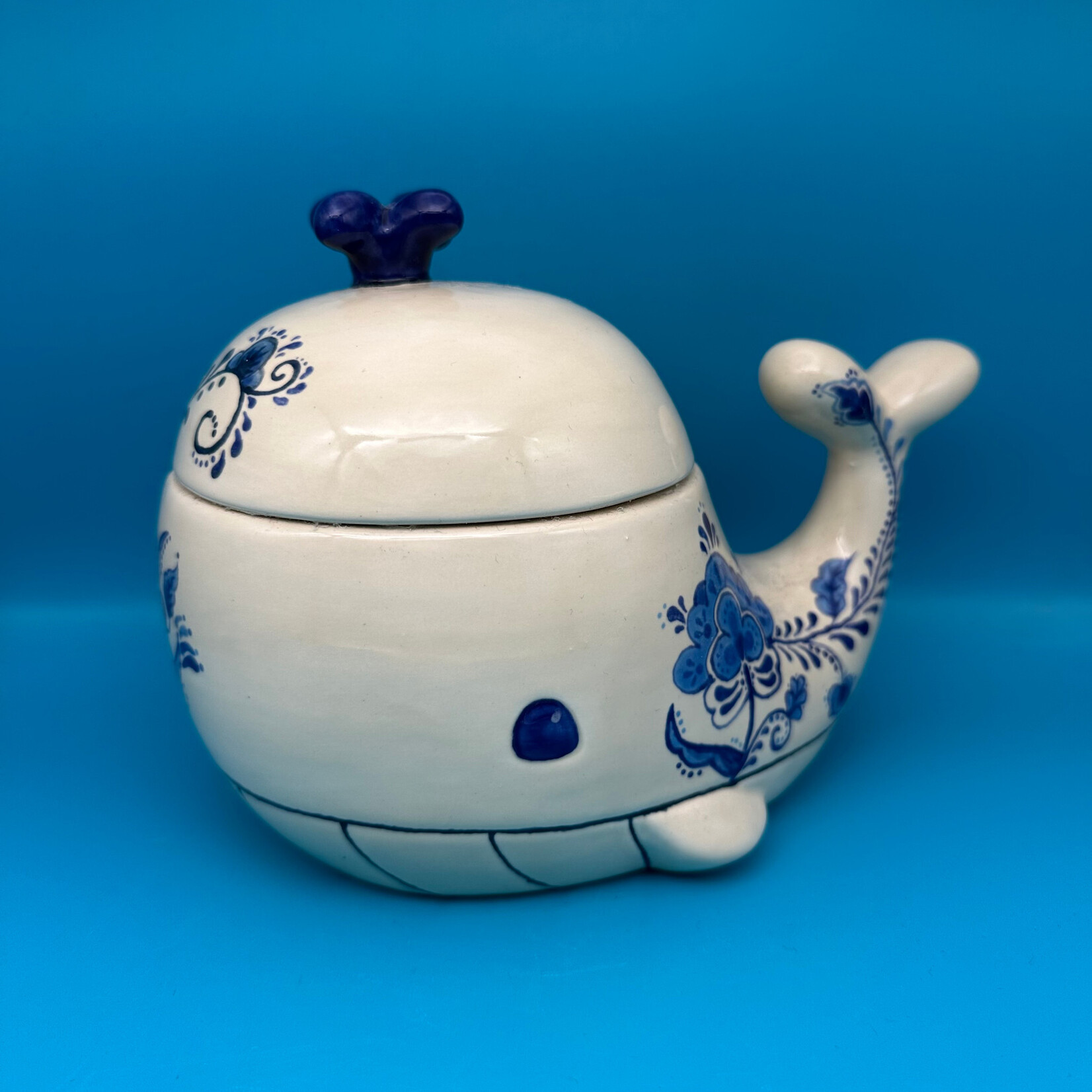Whale Box
