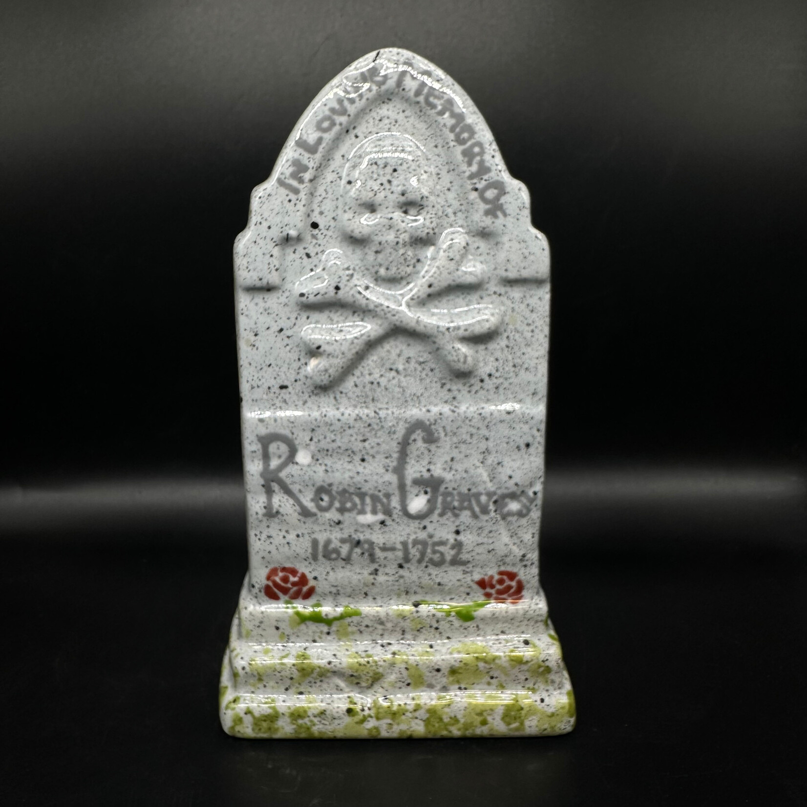 Crossbones Tombstone