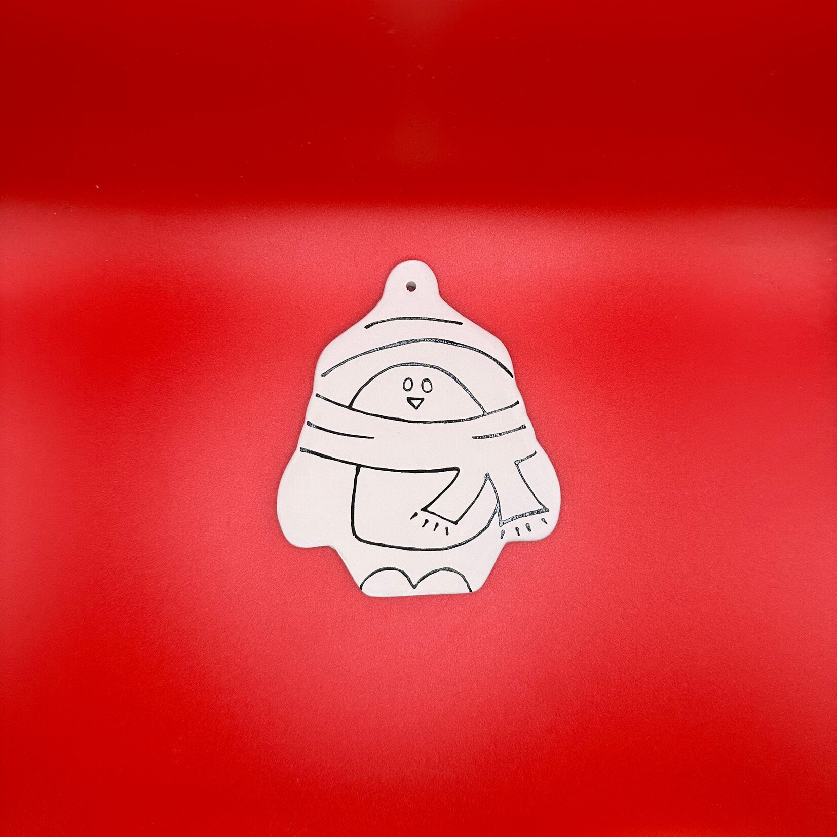 Hand Detailed Penguin Orn.