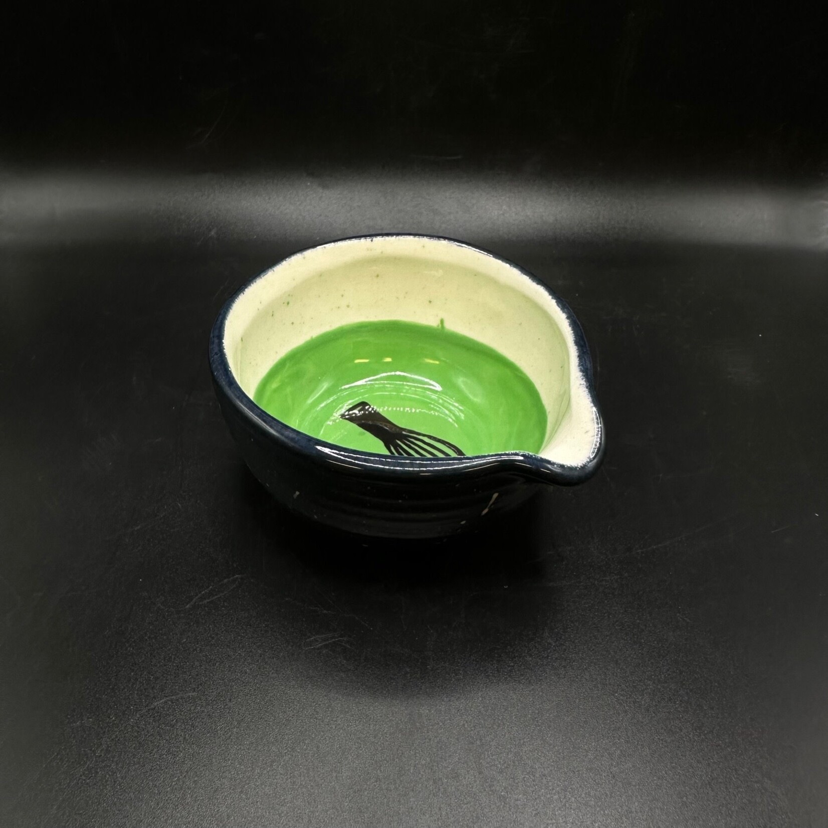 Small pour bowl