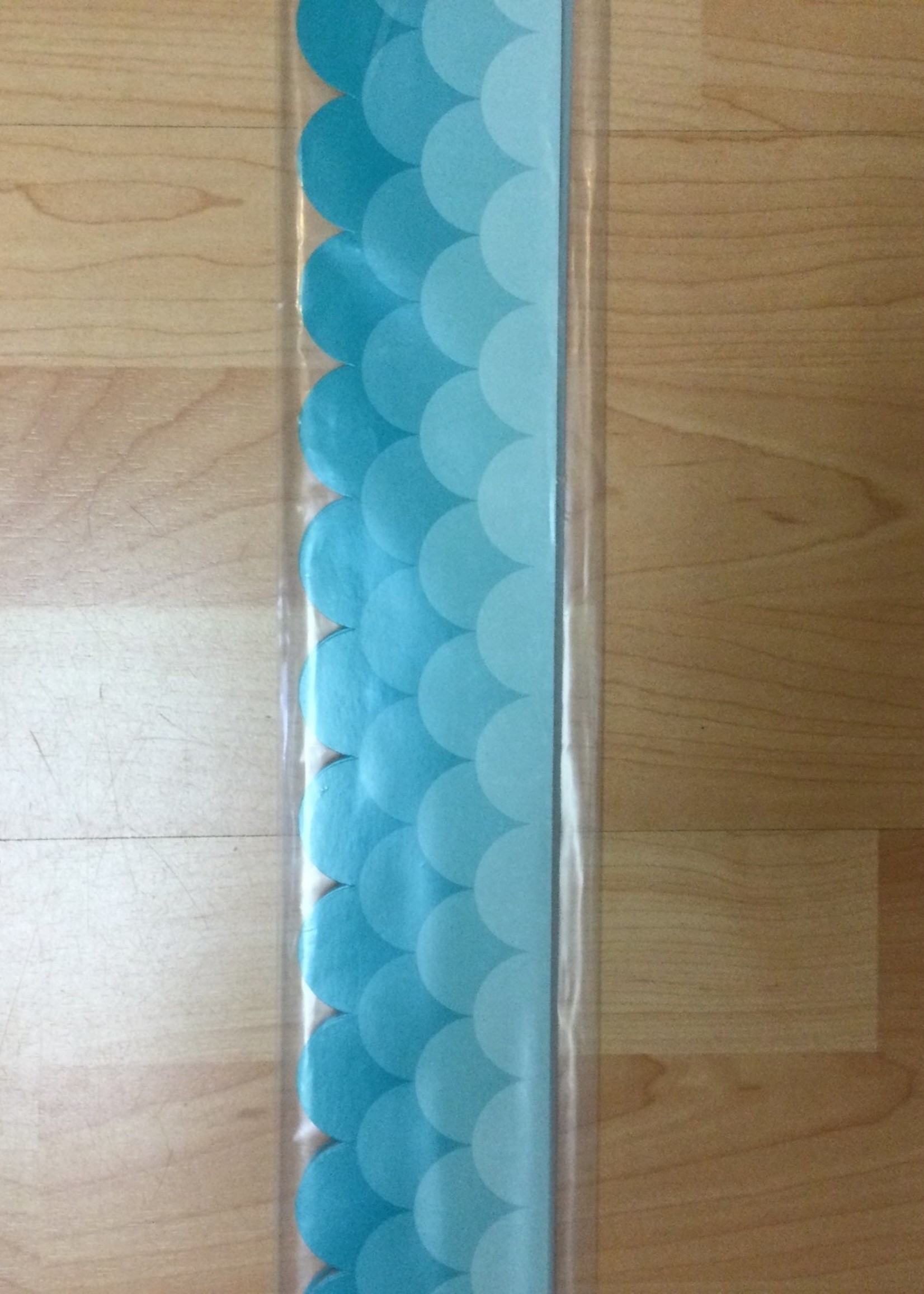 Ombre Turquoise Scalloped EZ Border 48'