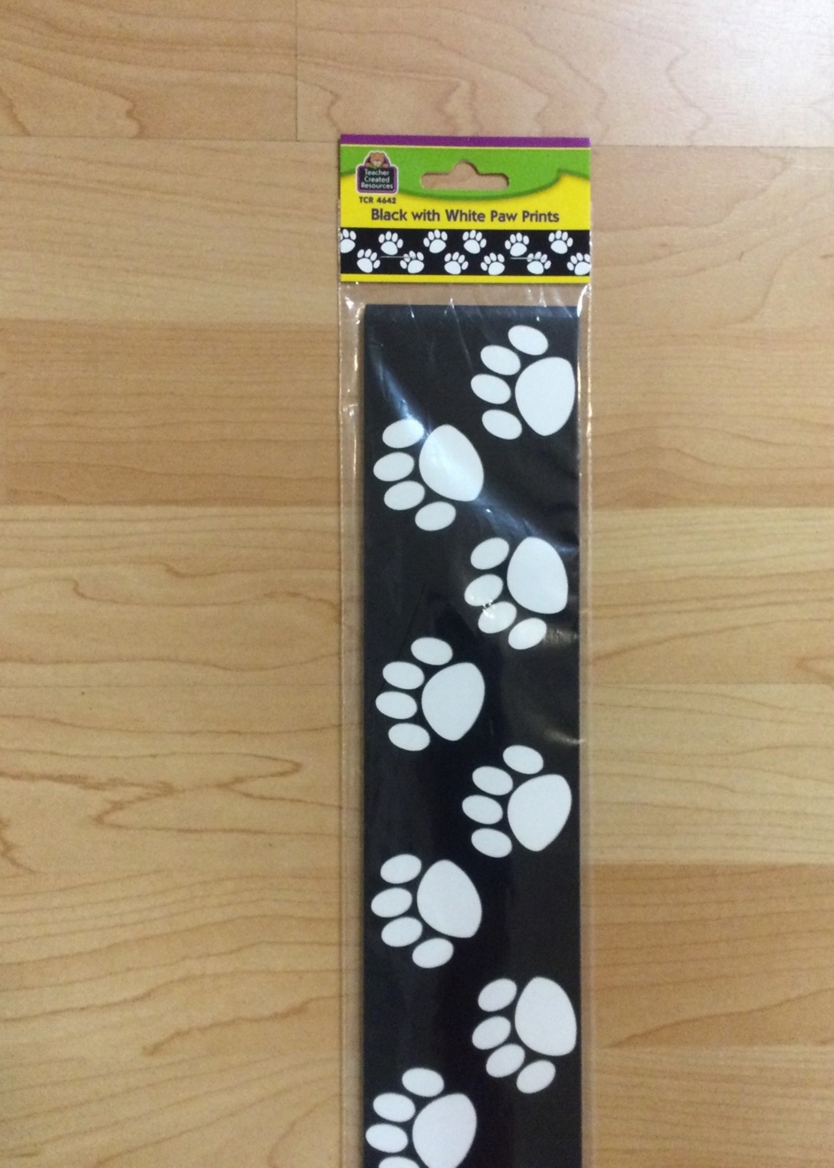 Paw Prints on Black Border Paw Prints on Black Border 35'