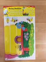 Buzzy Beehive Bulletin Board Set