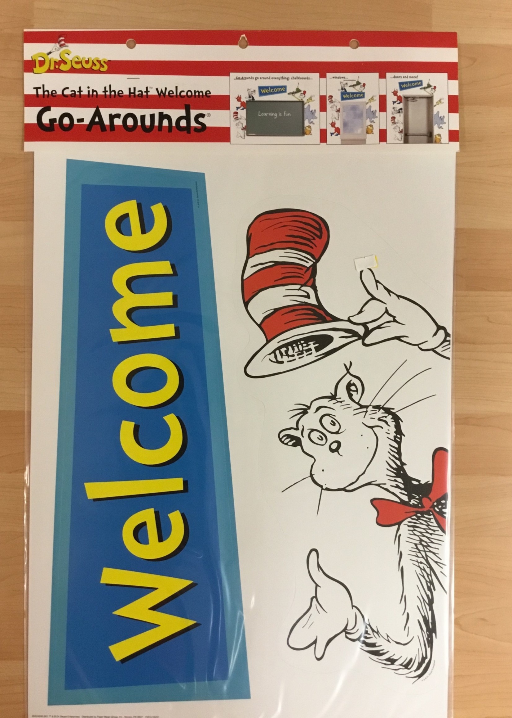 Dr. Seuss Cat in the Hat Welcome Go Arounds Bulletin Board Set
