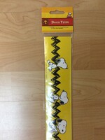 Snoopy on Black Zigzag Border