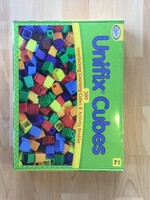 500 Unifix Cubes