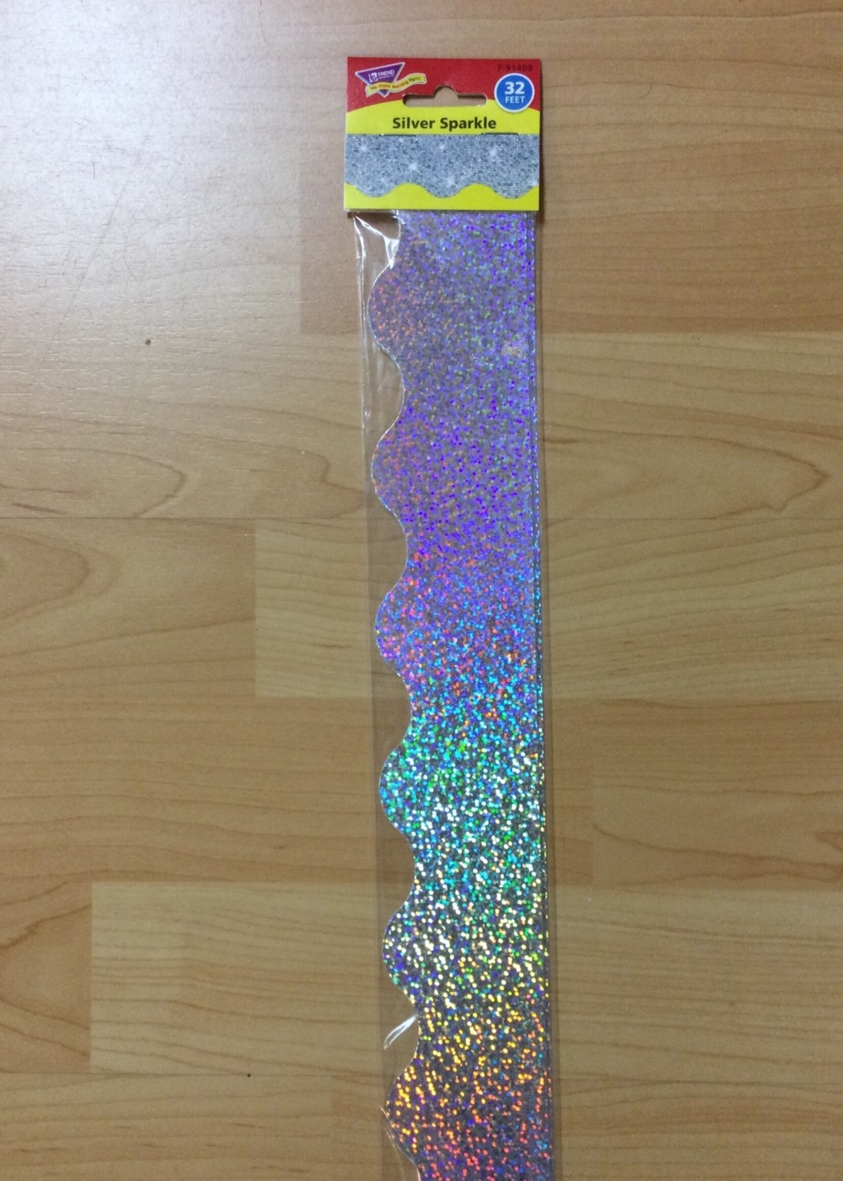 Silver Sparkle Scalloped Border