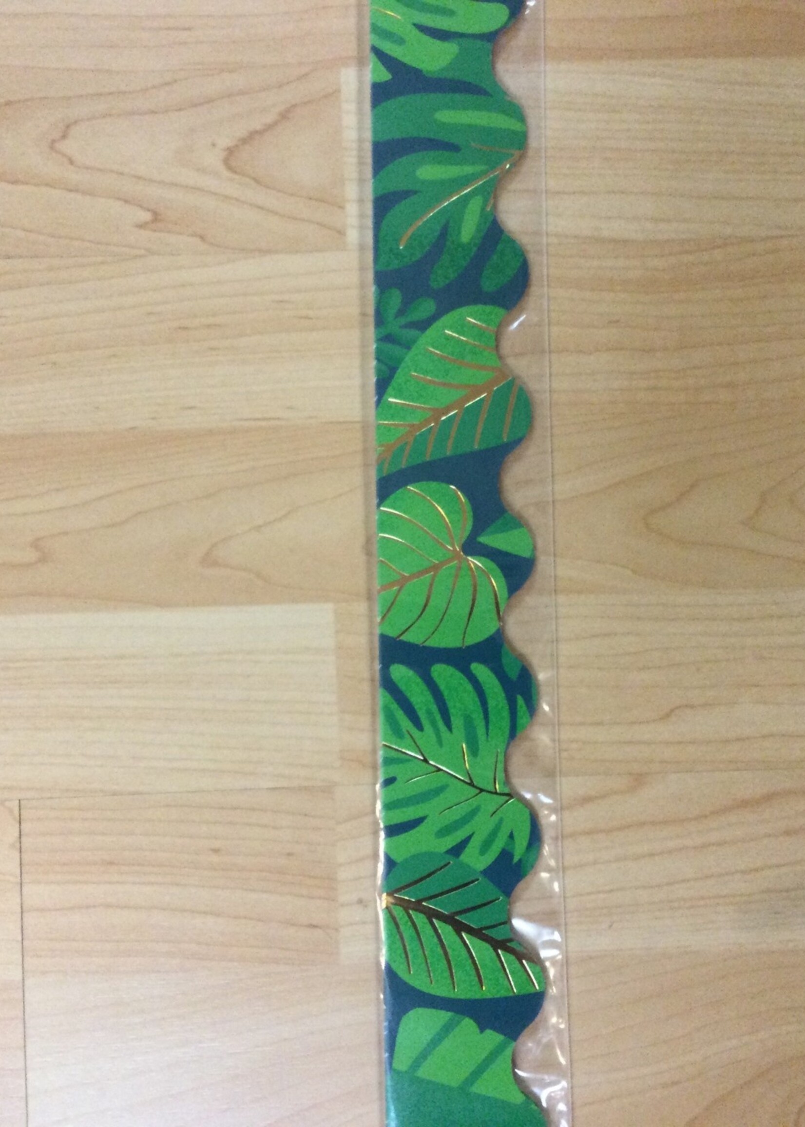 One World Tropical Leaves Border
