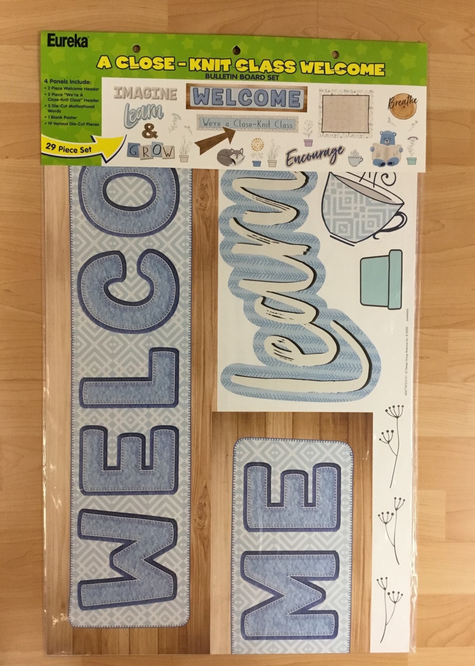 A Close Knit Class Welcome Bulletin Board