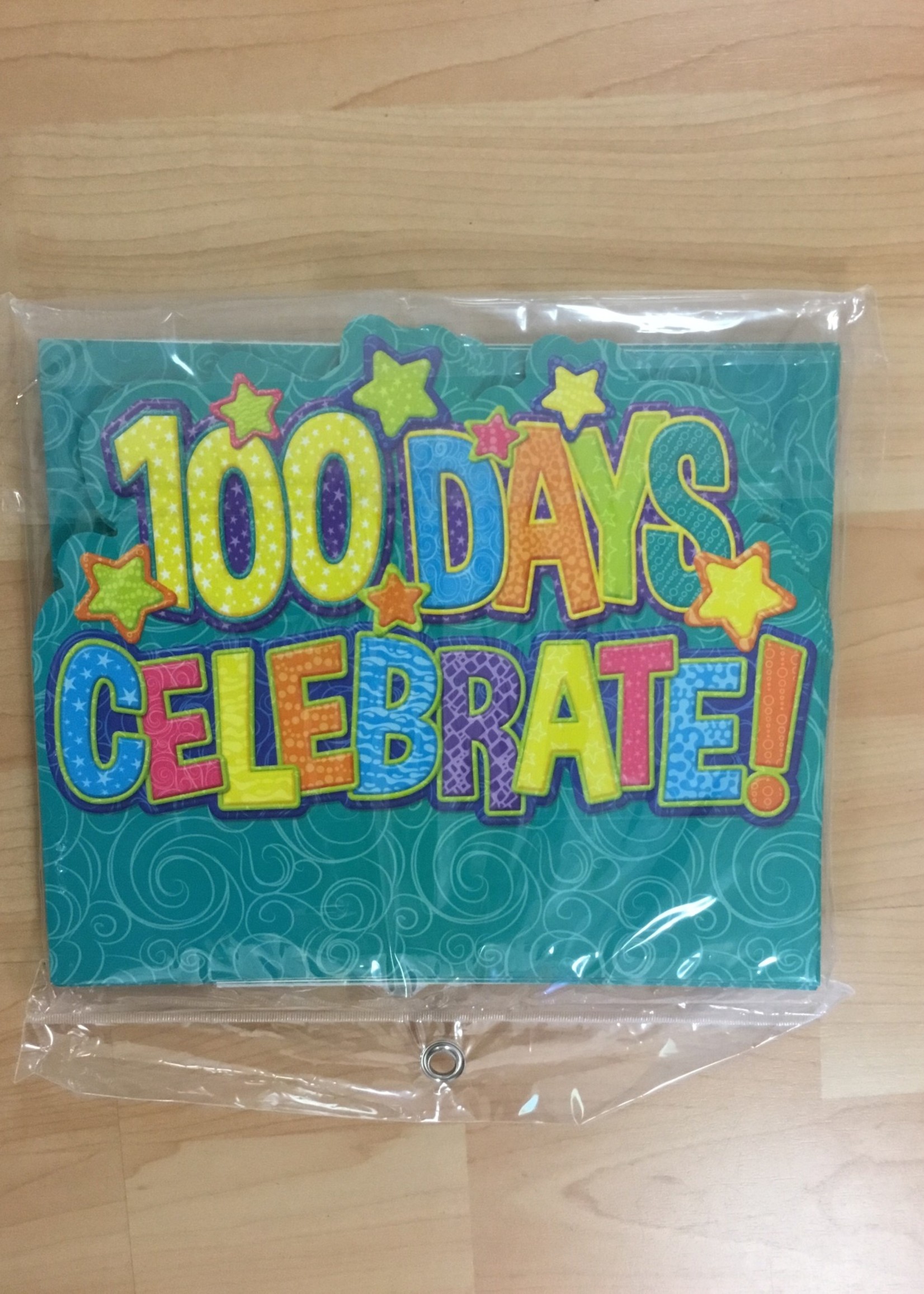 100 Days Wearable Hats 32pc