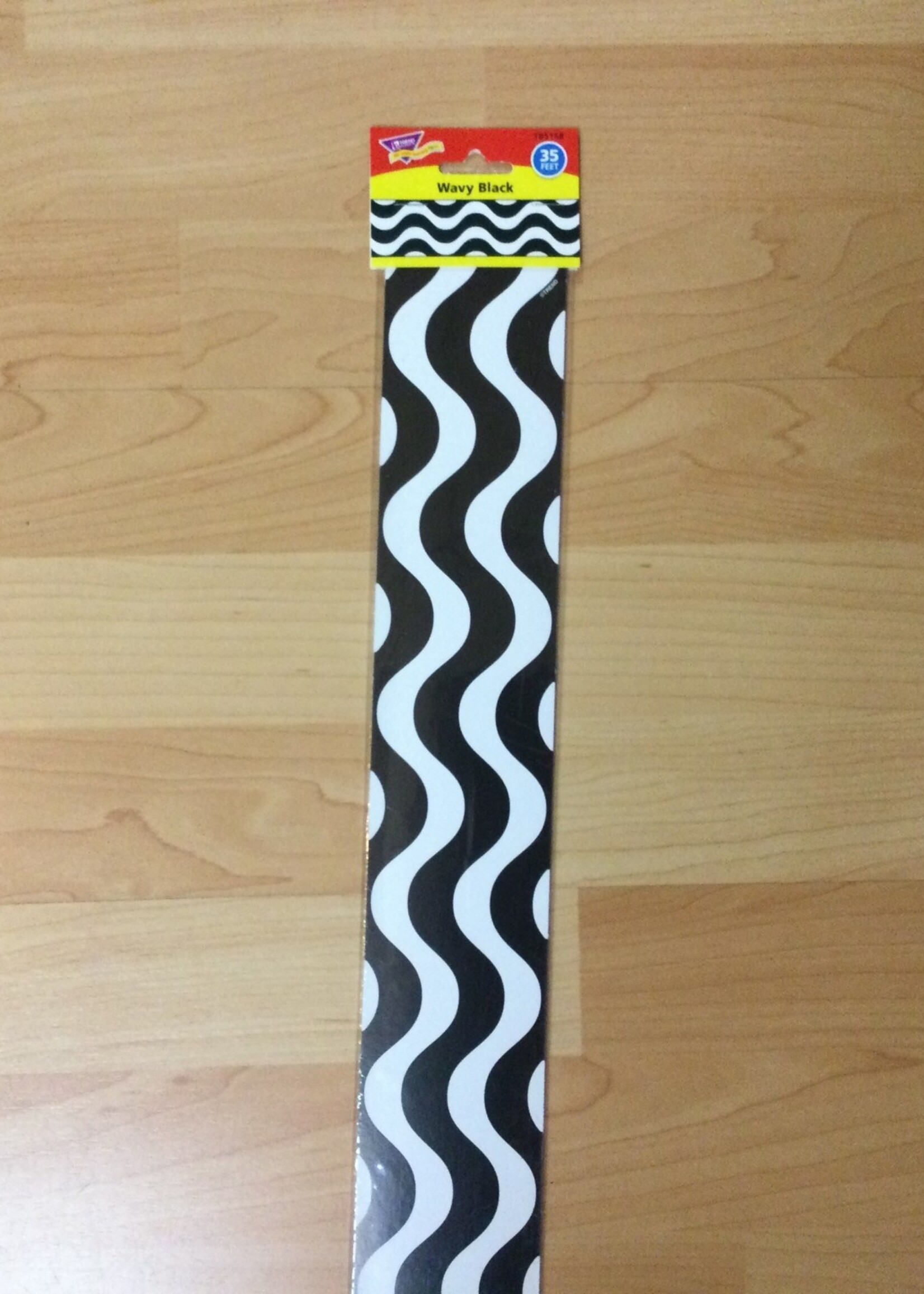 Wavy Black Straight Border 39'