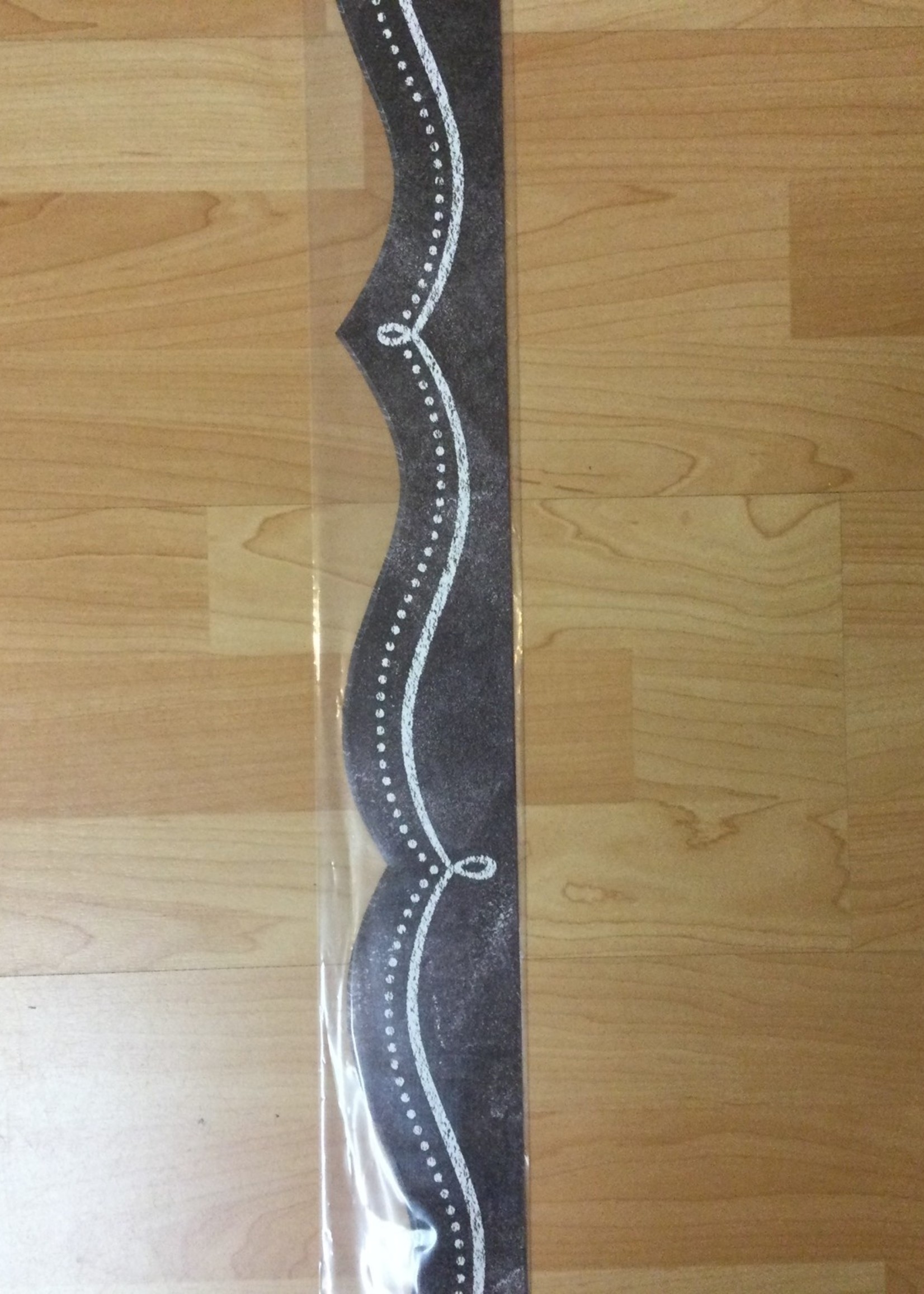 Chalk It Up Dotted Swirl Border 35'