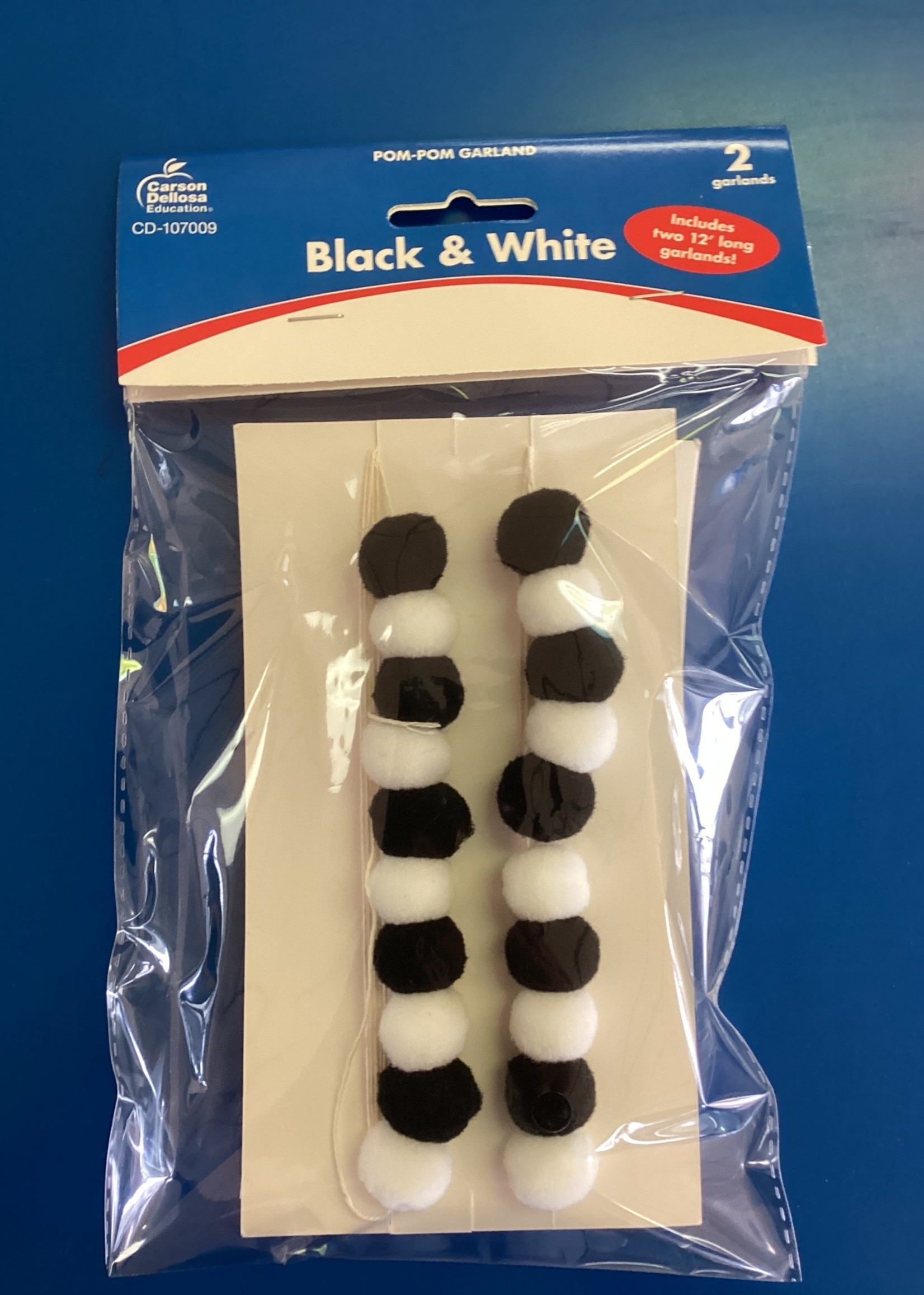 Black & White Pom Pom Garland (2) 12'
