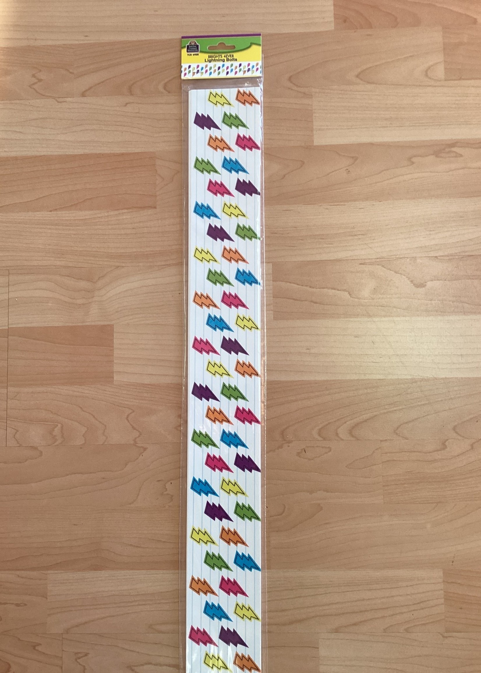 Brights 4Ever Lightening Bolts Border 35'