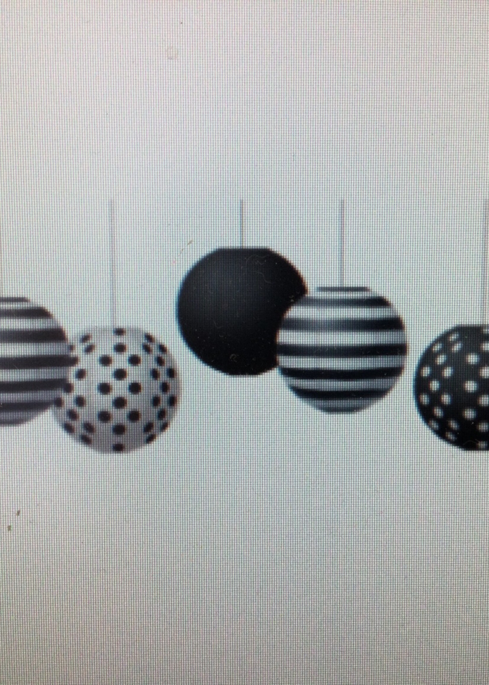 Black & White 8" Hanging Lanterns 6pk