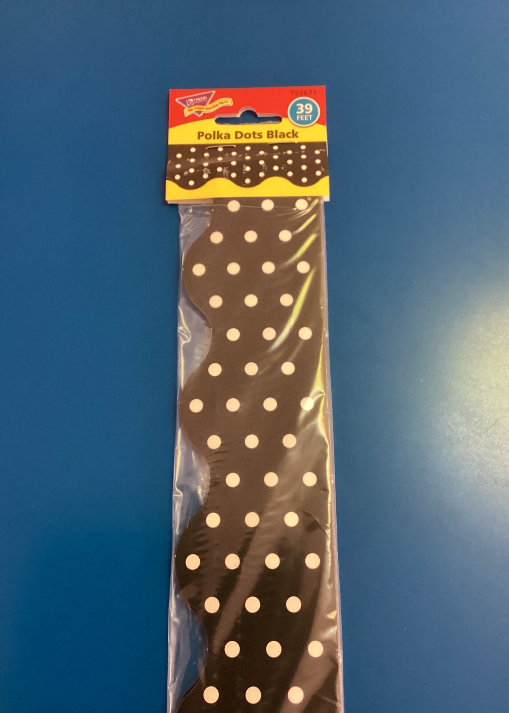 White Polka Dots On Black Scalloped Border 39'