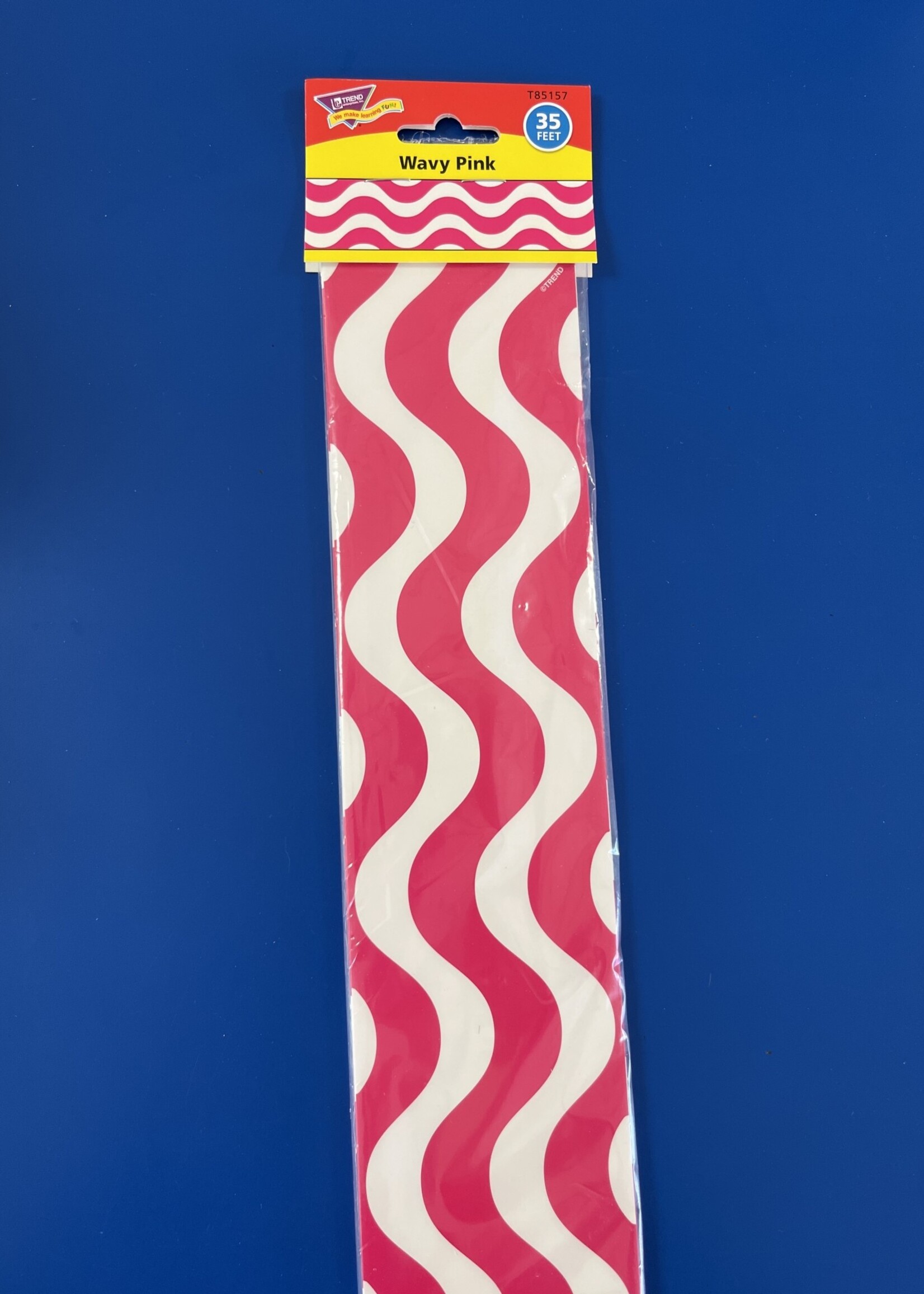 Wavy Pink Bolder Border 39'