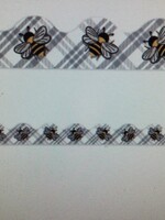 The Hive Bees Plaid Scalloped Border 37'