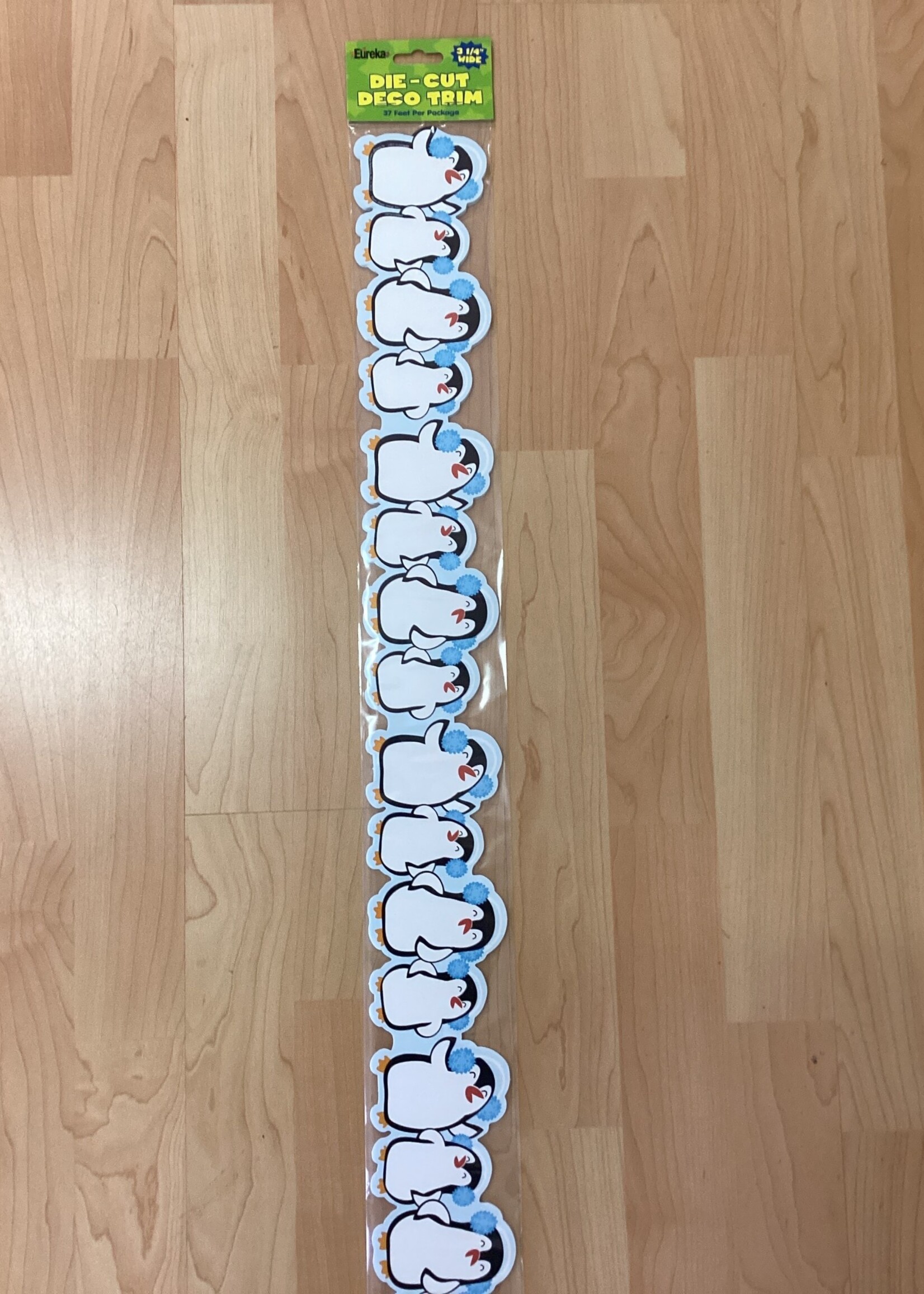 Extra Wide Penguin Border 37'