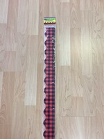 Red and Black Gingham Scalloped Border