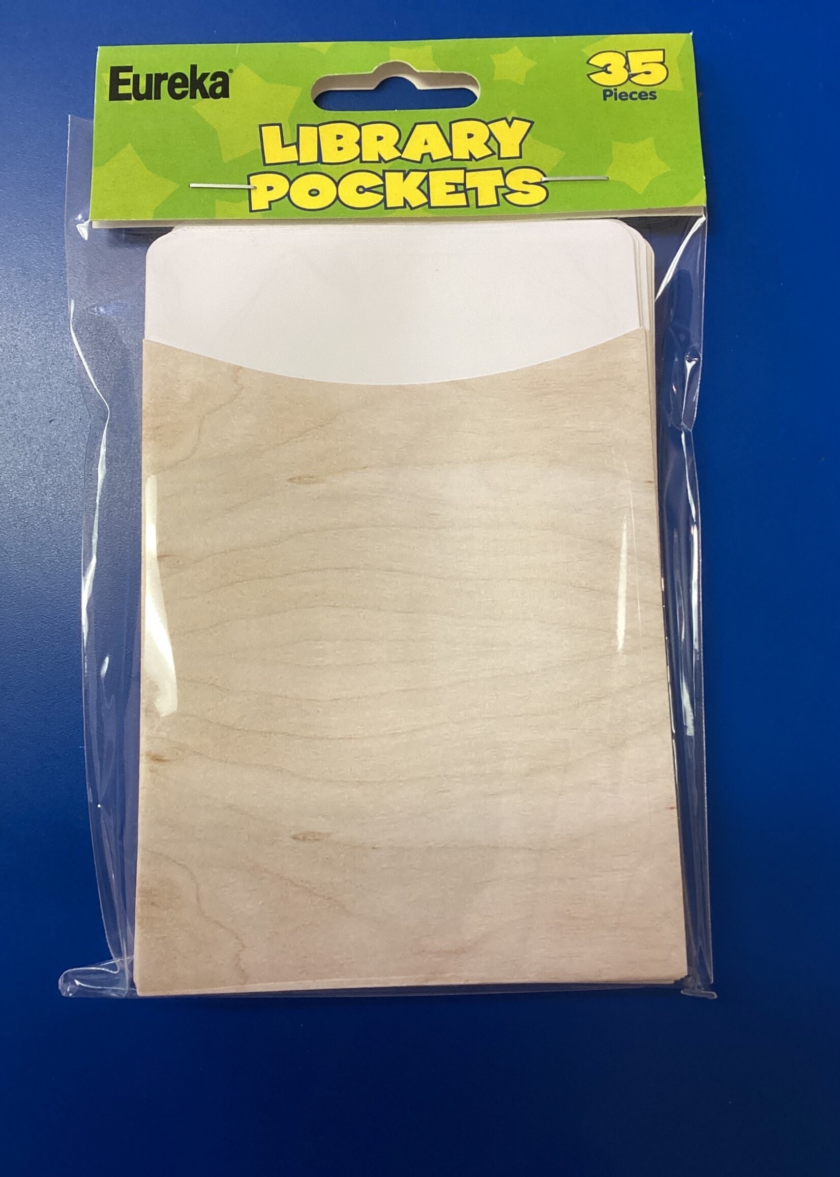 A Close Knit Class Library Pockets 35pk